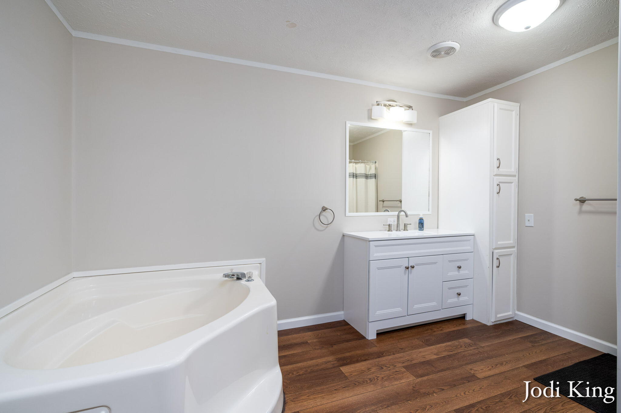 13309 Wabasis Avenue NE