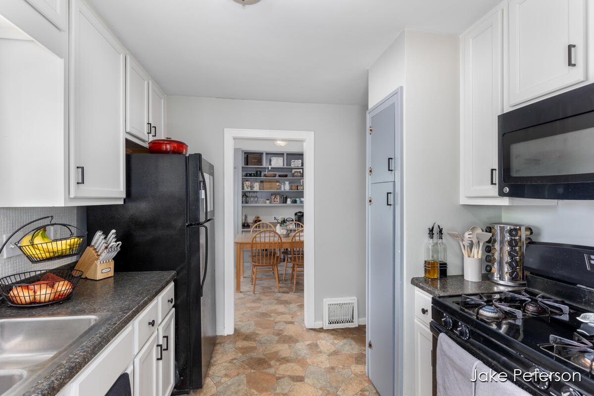 112 Coolidge Street SW