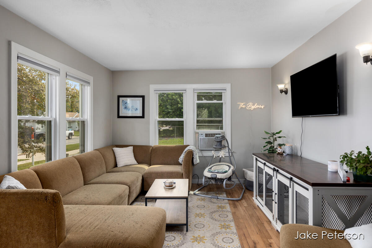 112 Coolidge Street SW