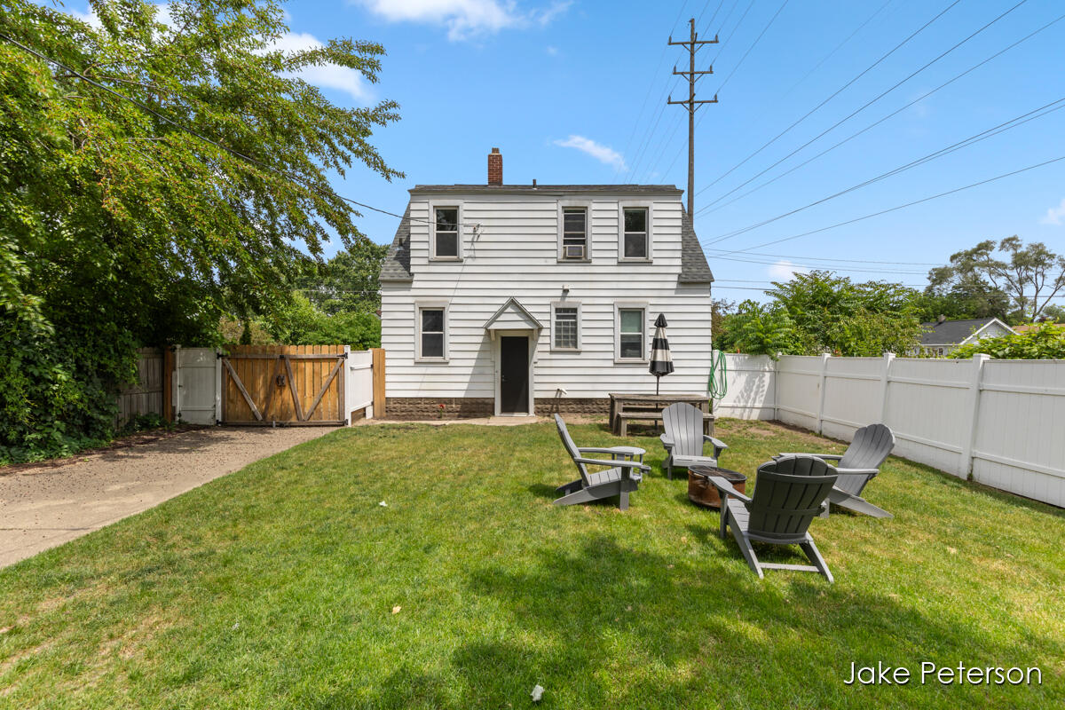 112 Coolidge Street SW