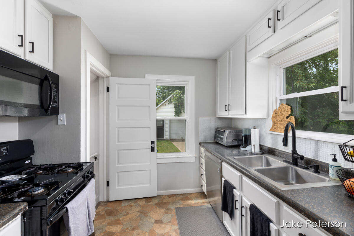 112 Coolidge Street SW