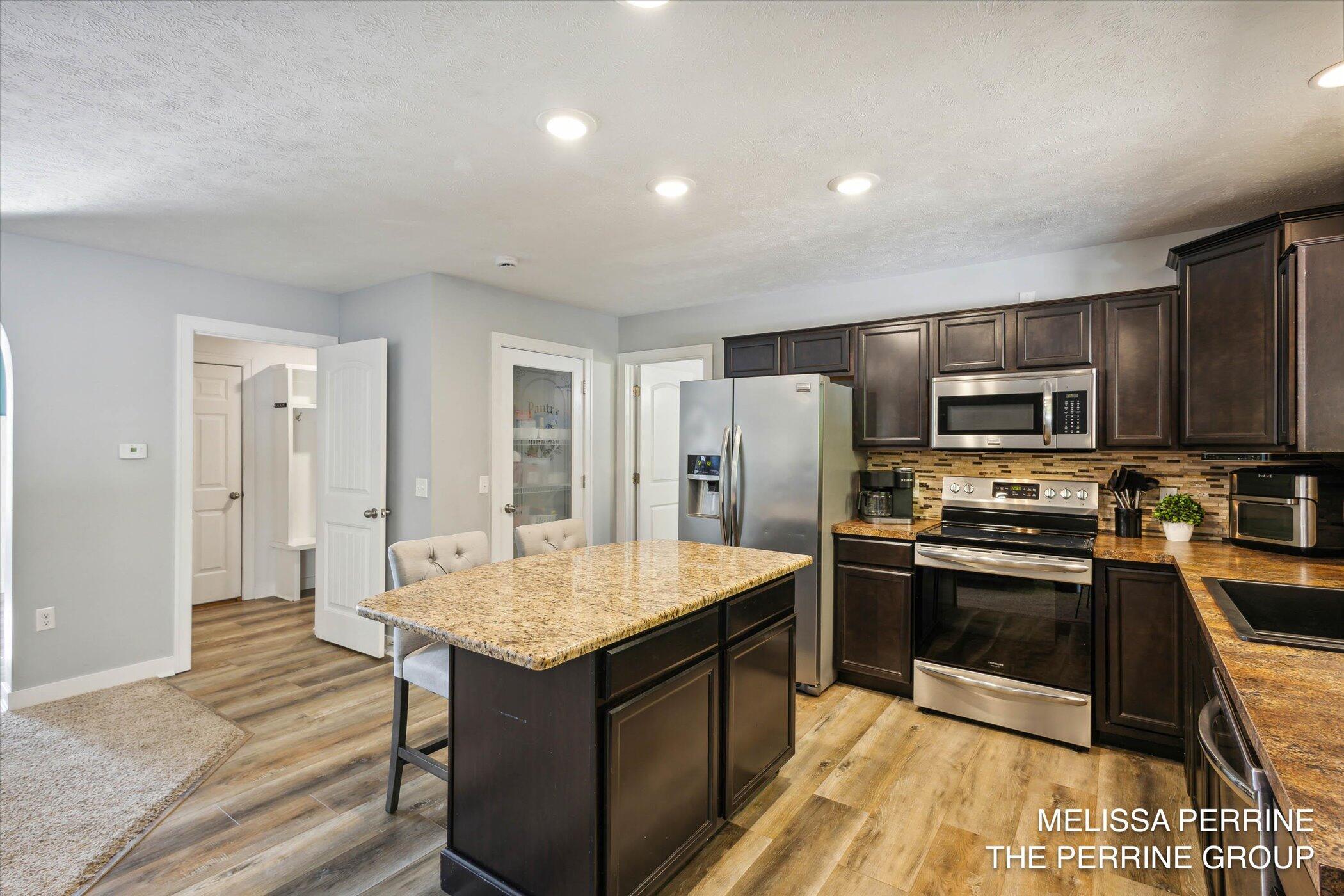391 Green Ridge Drive SE