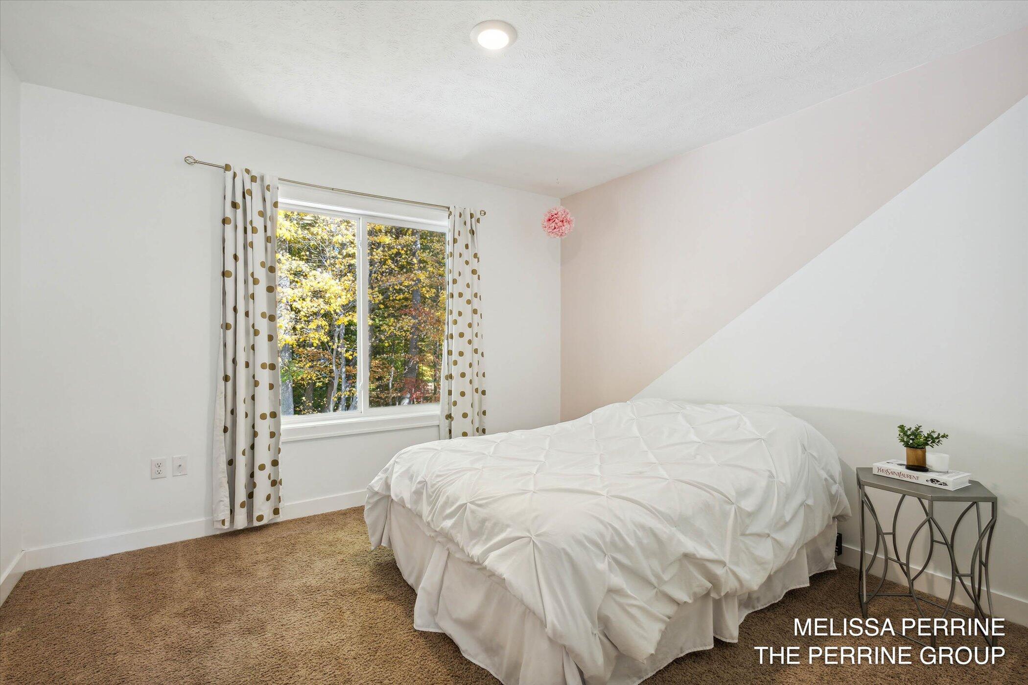 391 Green Ridge Drive SE