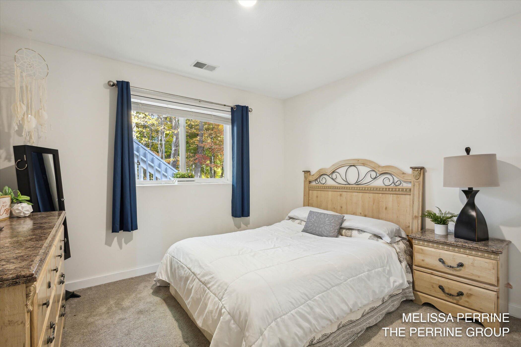 391 Green Ridge Drive SE