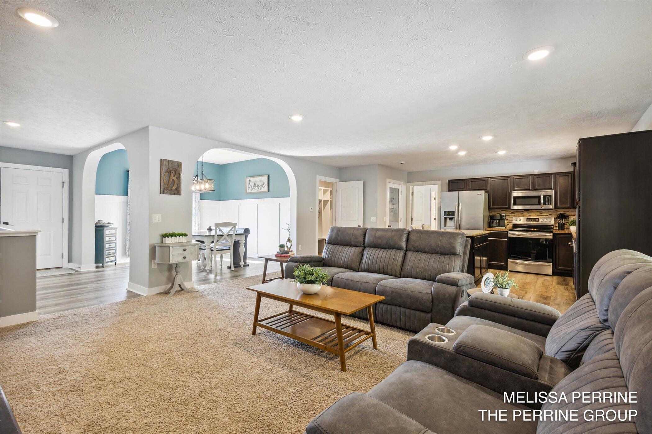 391 Green Ridge Drive SE