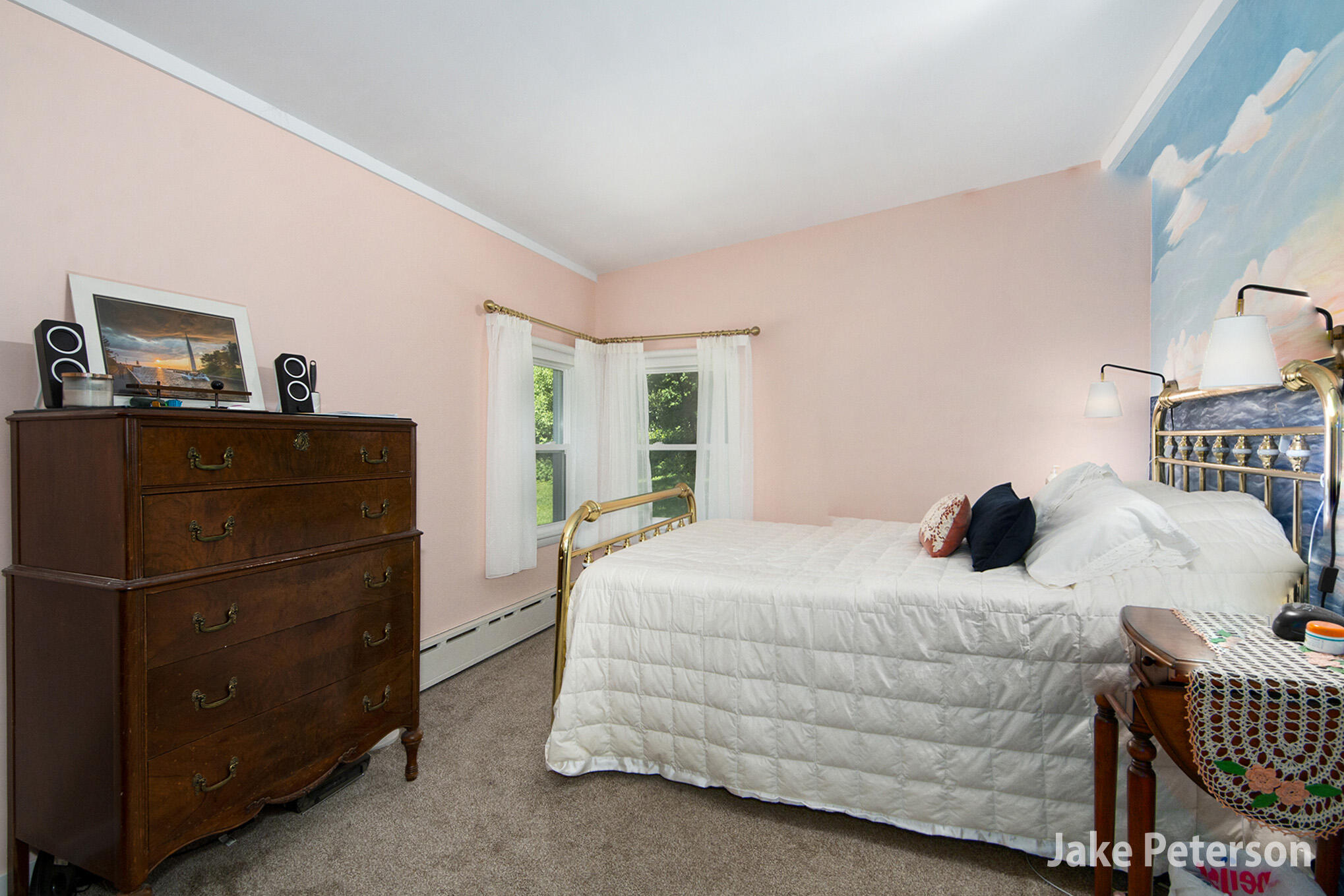 813/ 817 North Avenue