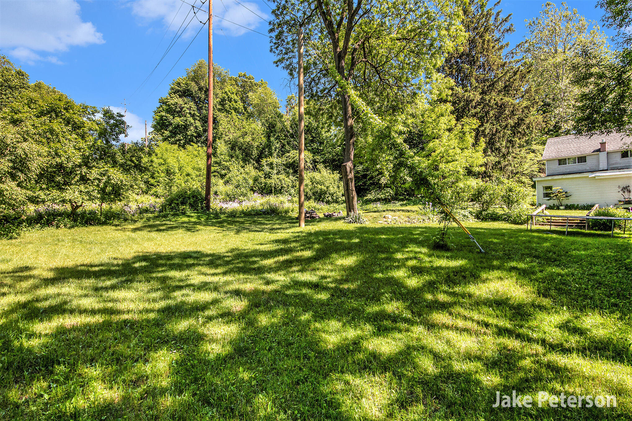 813/ 817 North Avenue