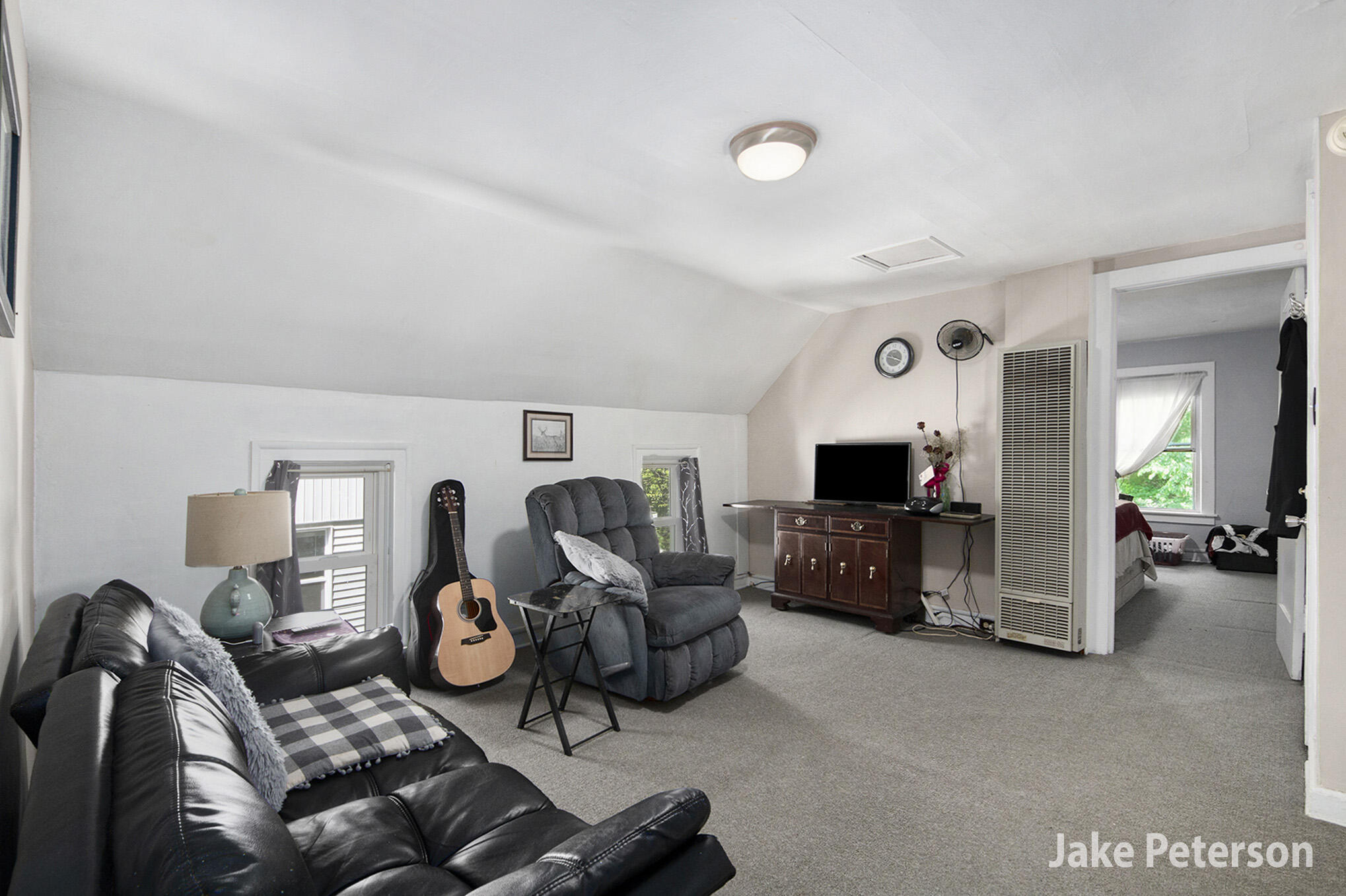 813/ 817 North Avenue