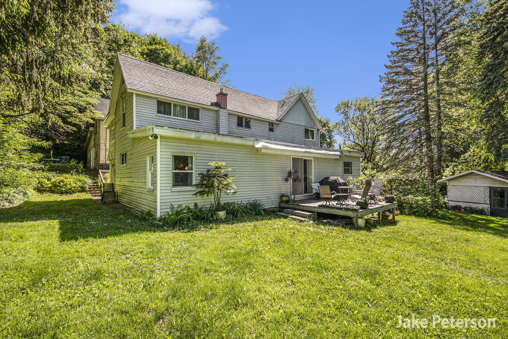 813/ 817 North Avenue