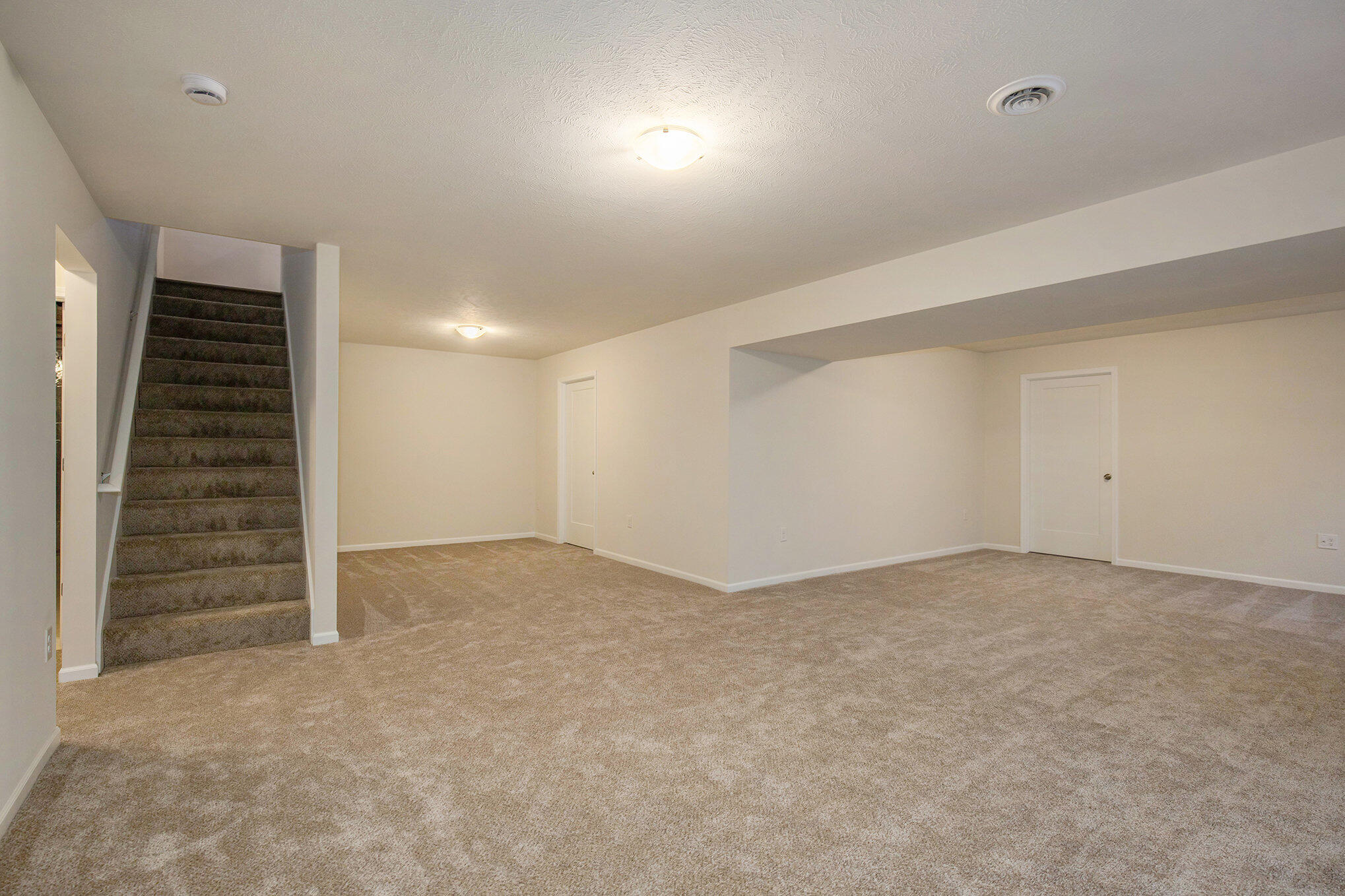 13541 16 Mile Road NE