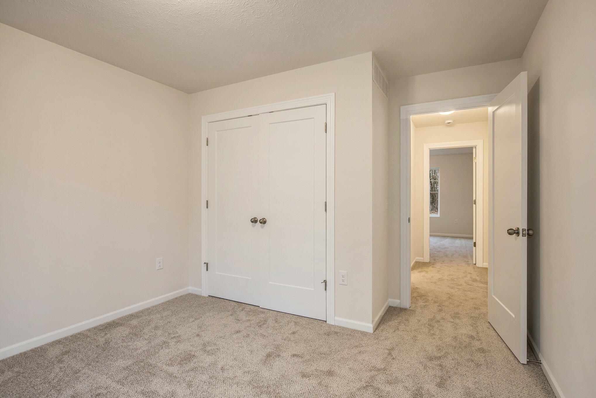 13541 16 Mile Road NE