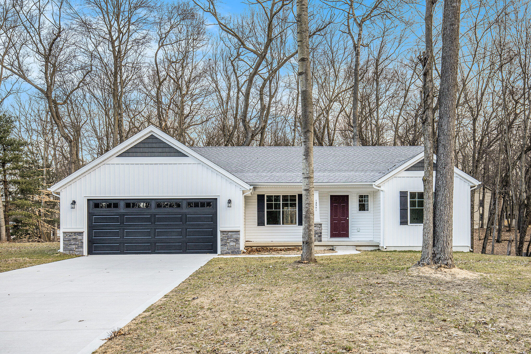 13541 16 Mile Road NE
