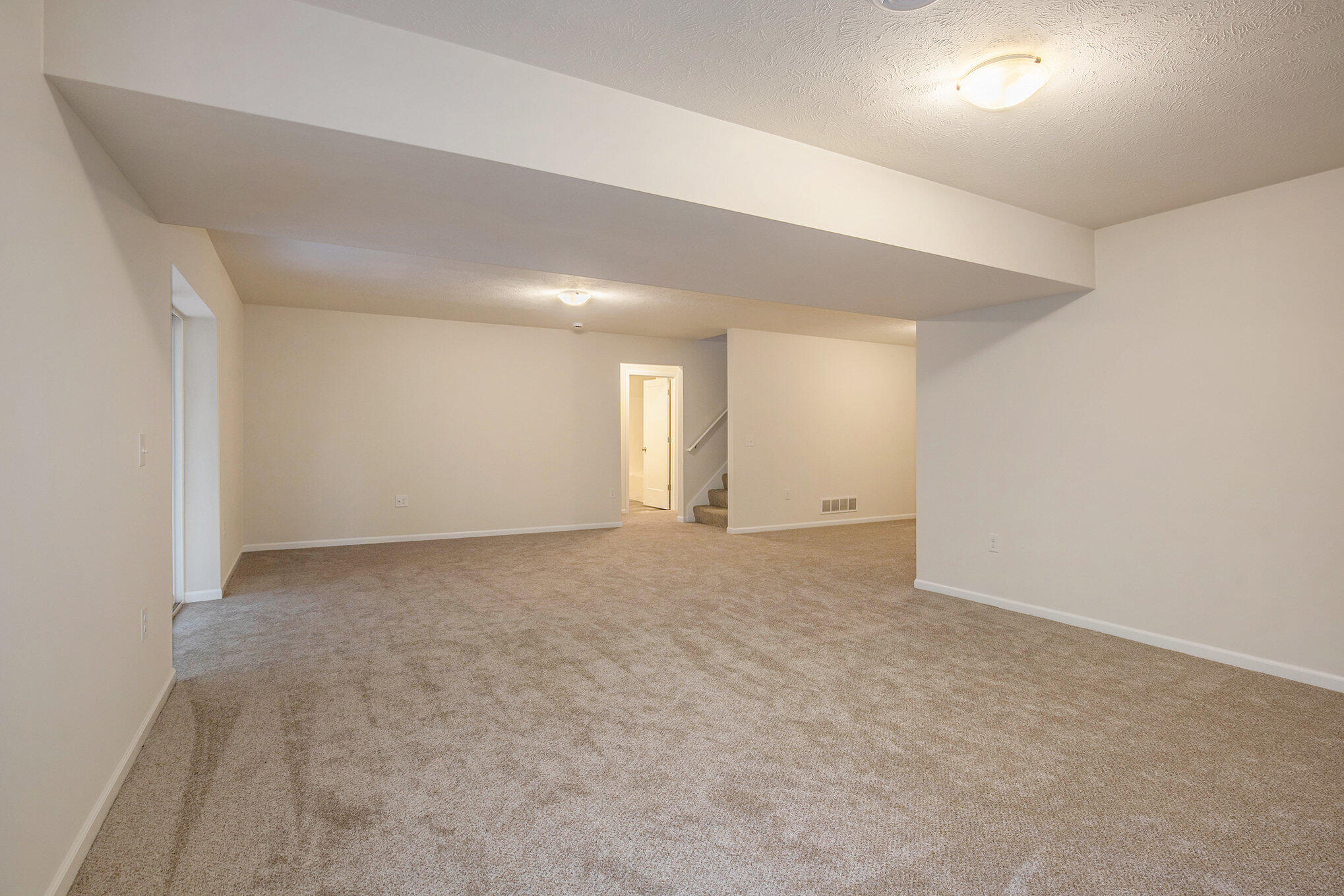 13541 16 Mile Road NE