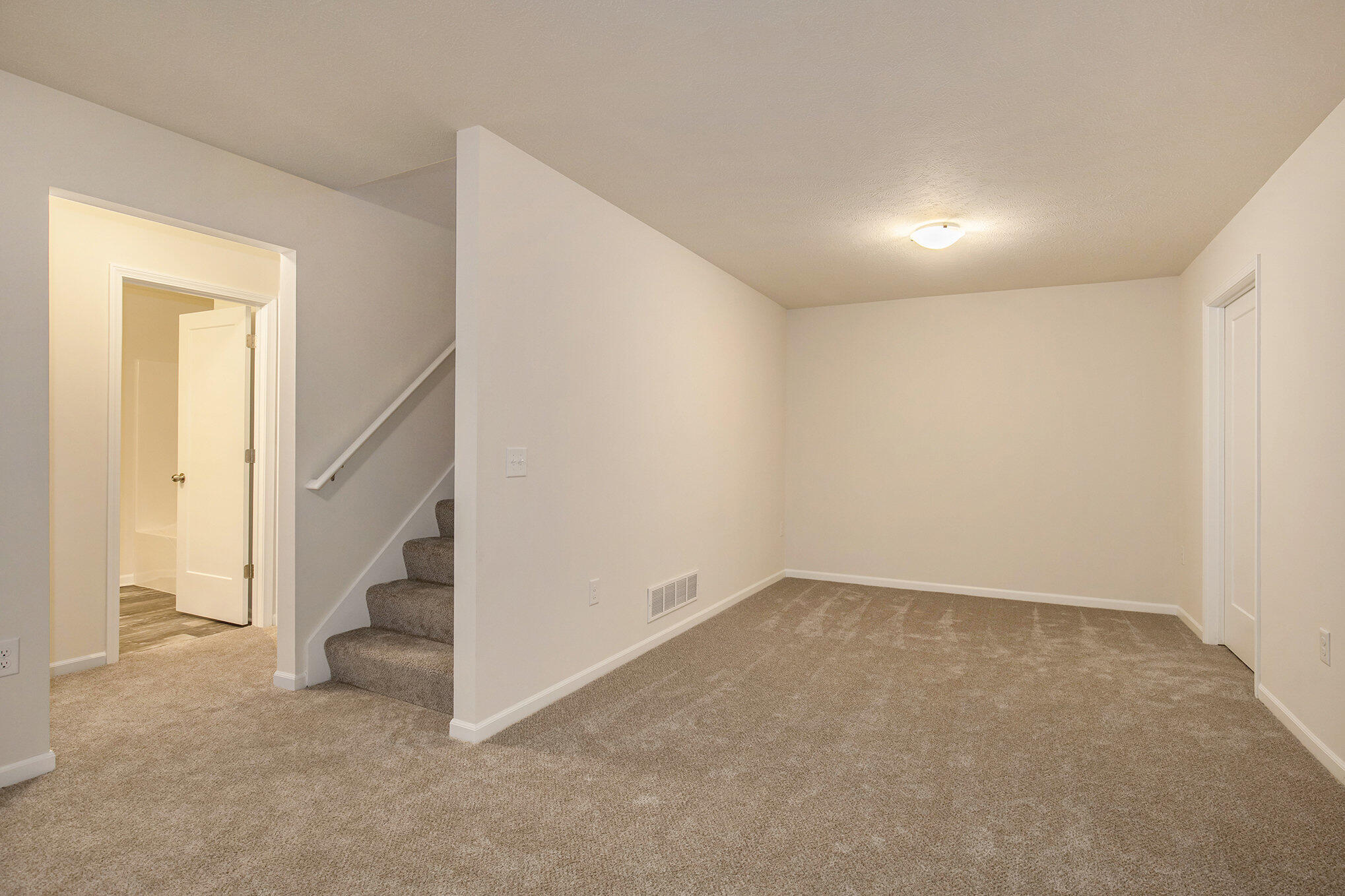 13541 16 Mile Road NE
