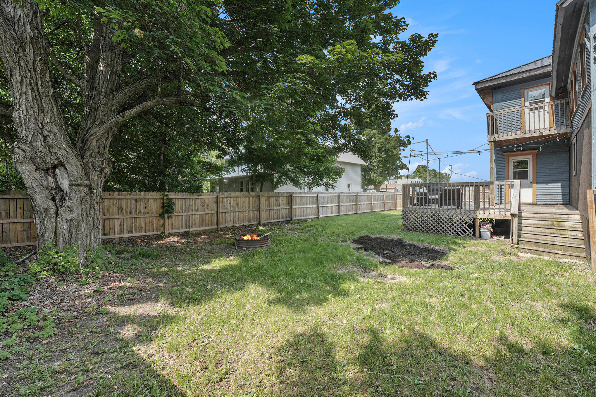 126 N White Street