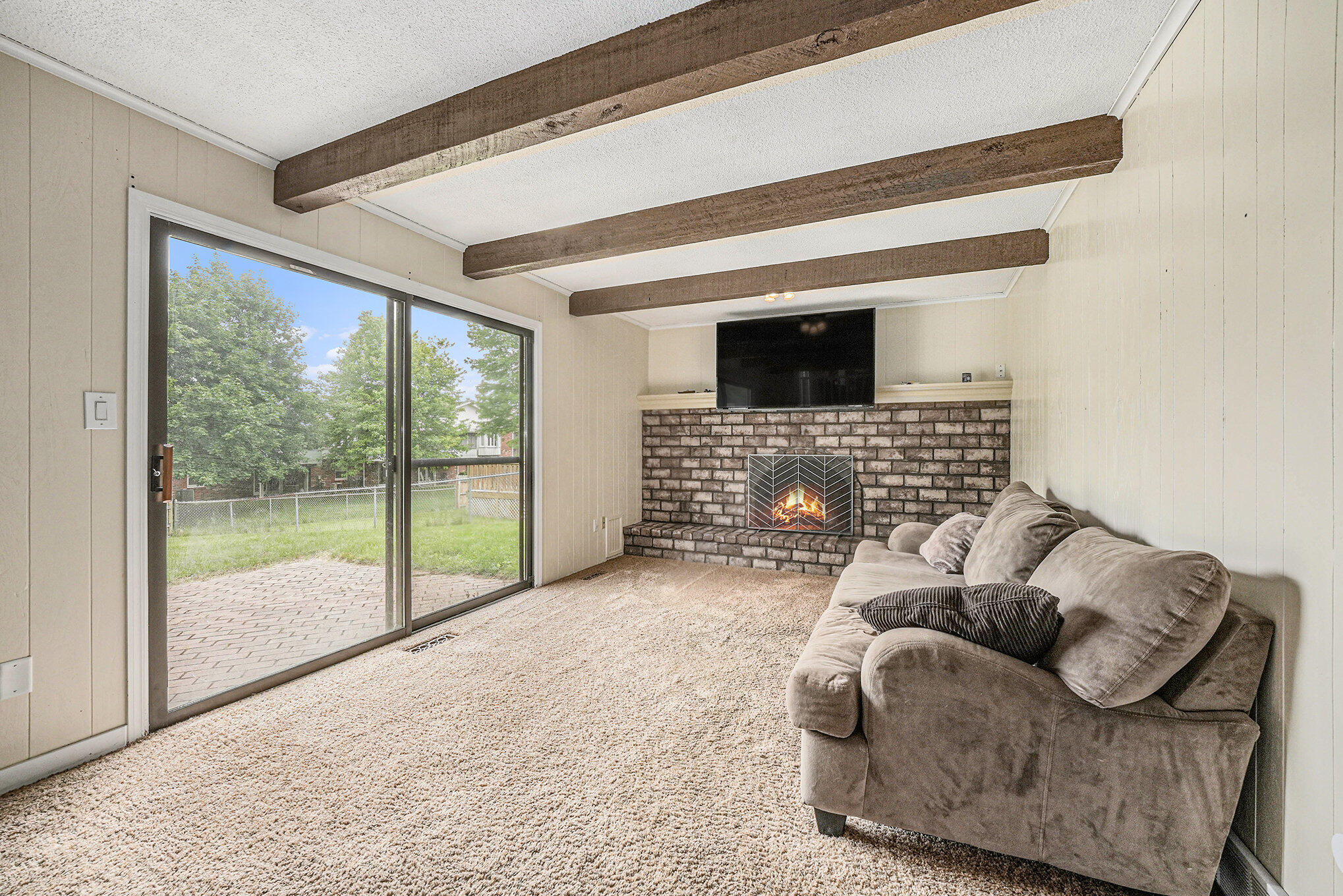 1991 Pine Grove Drive