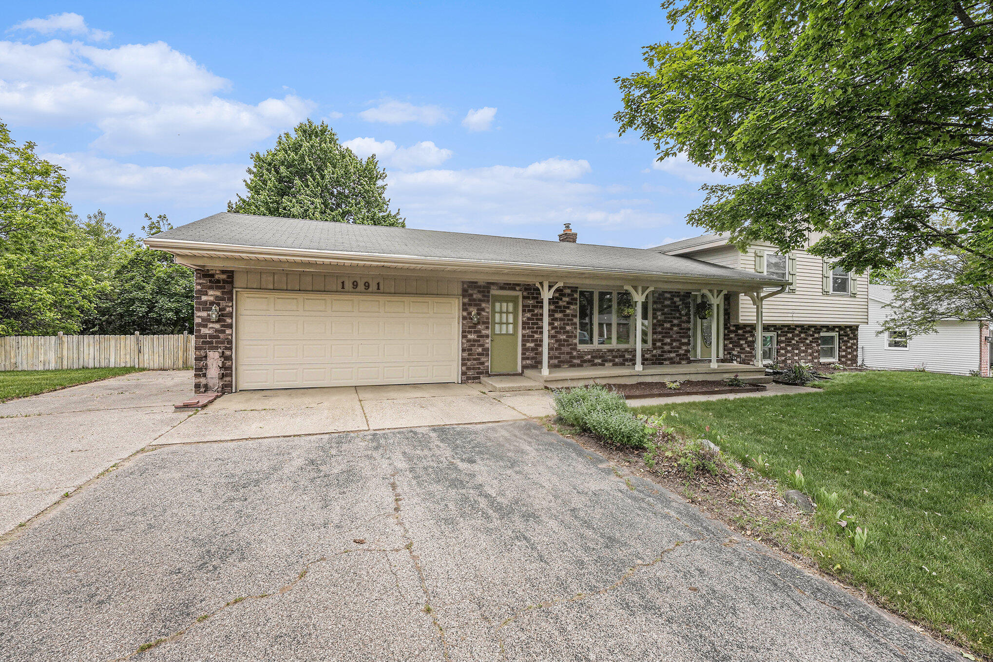 1991 Pine Grove Drive