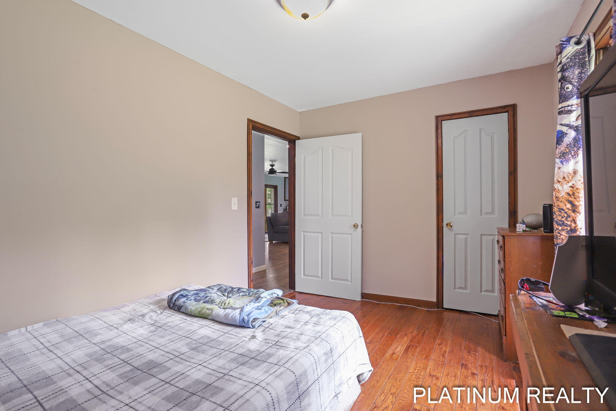 4334 Brunswick Road