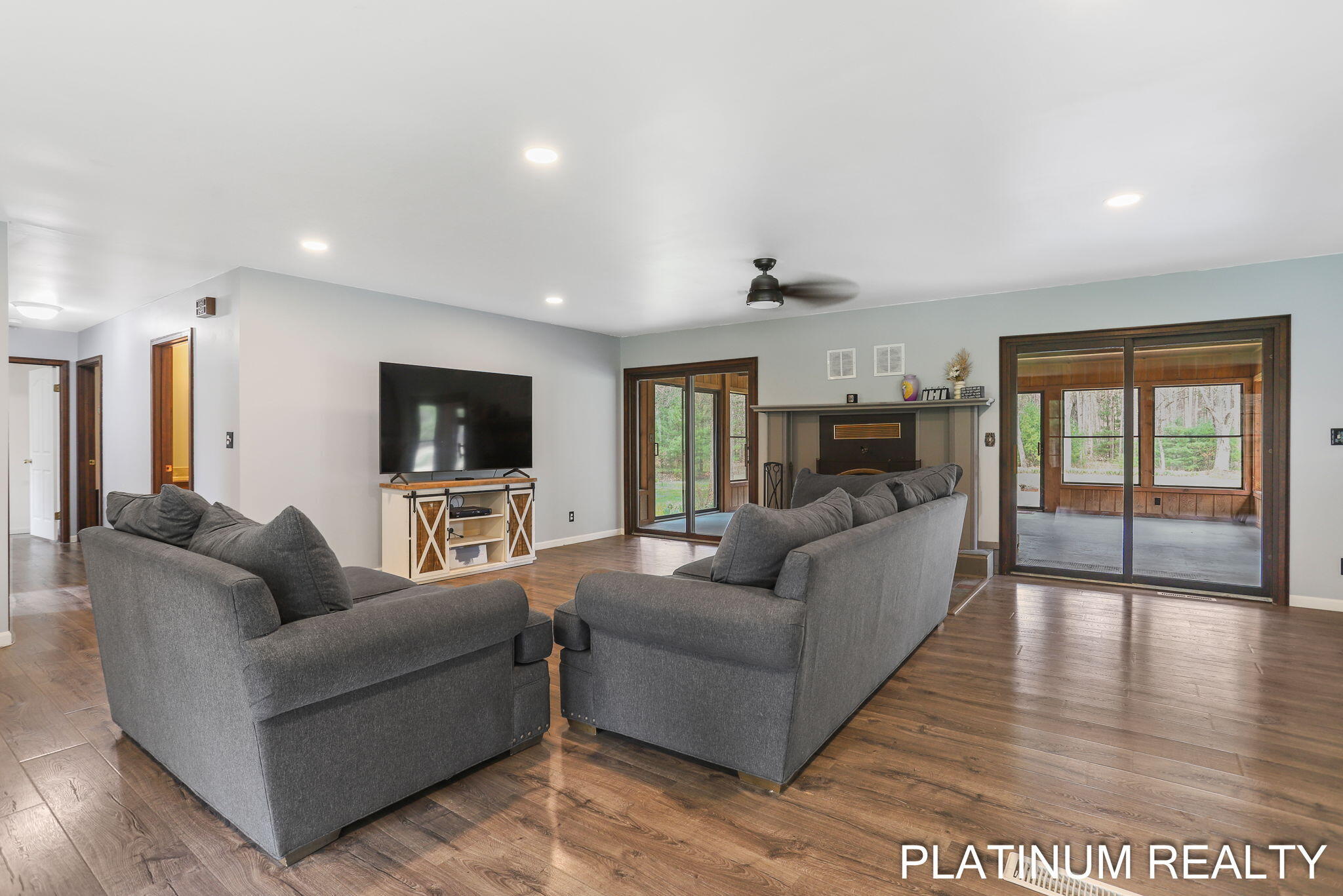 4334 Brunswick Road