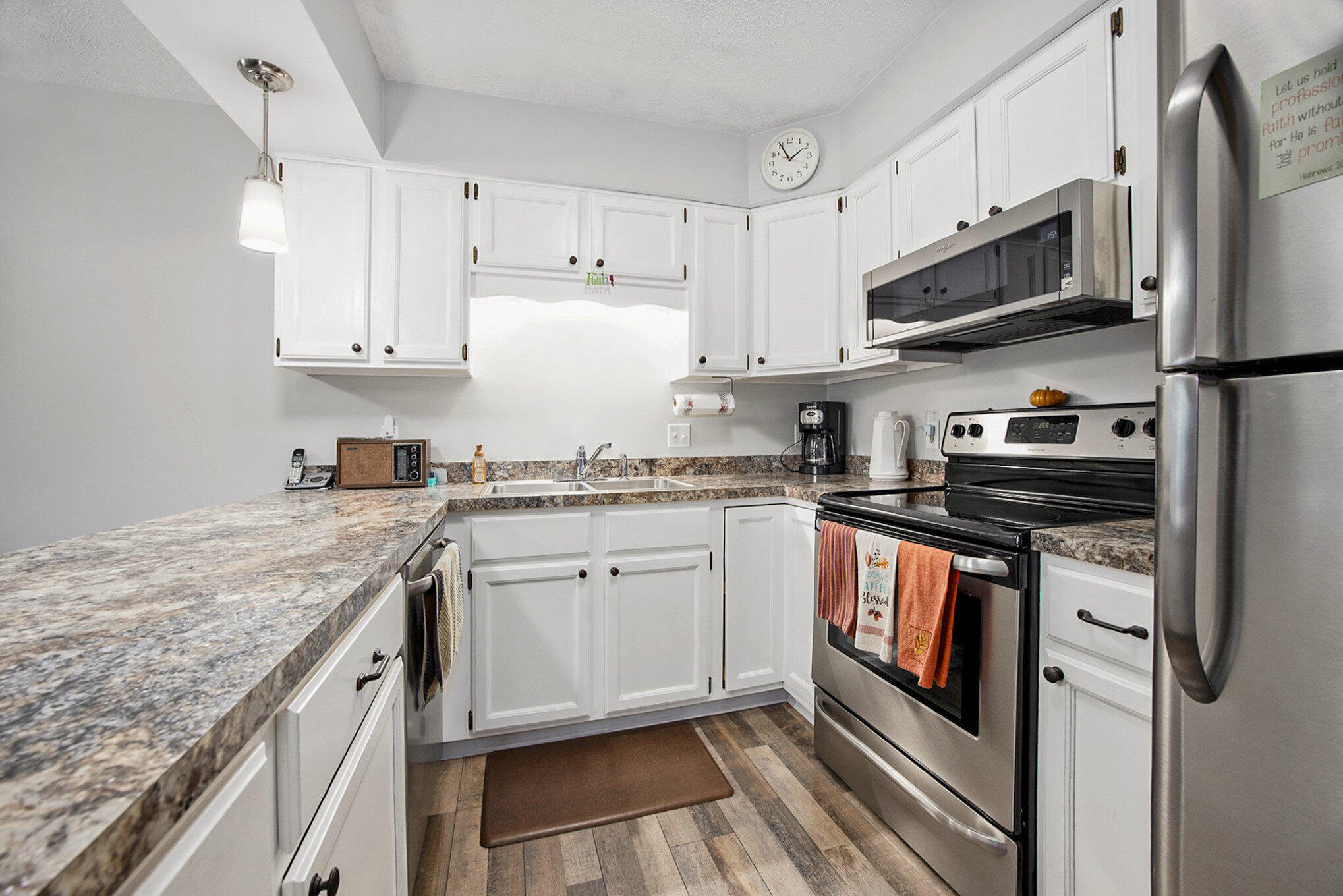 5136 Ridgeview Drive