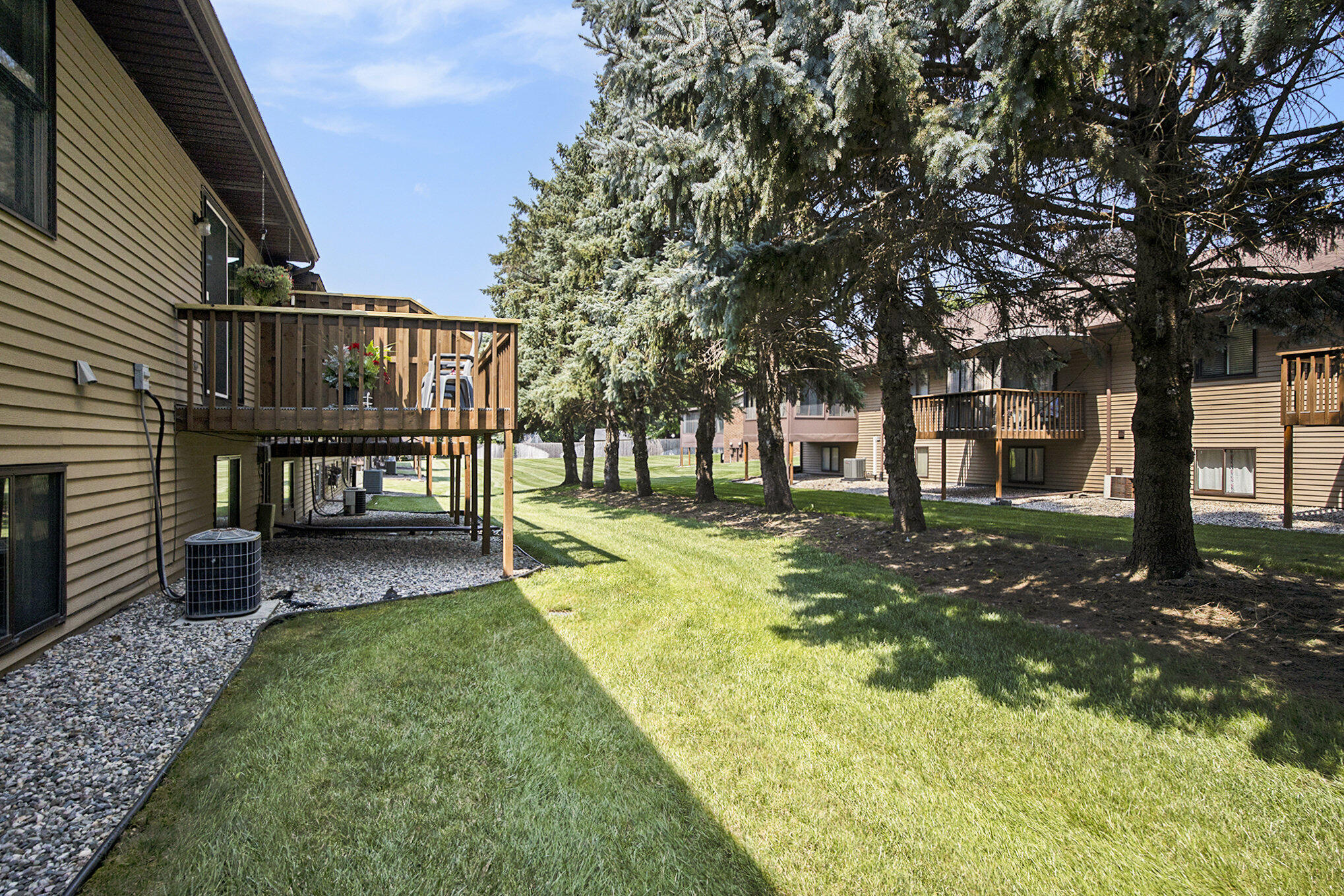 5136 Ridgeview Drive