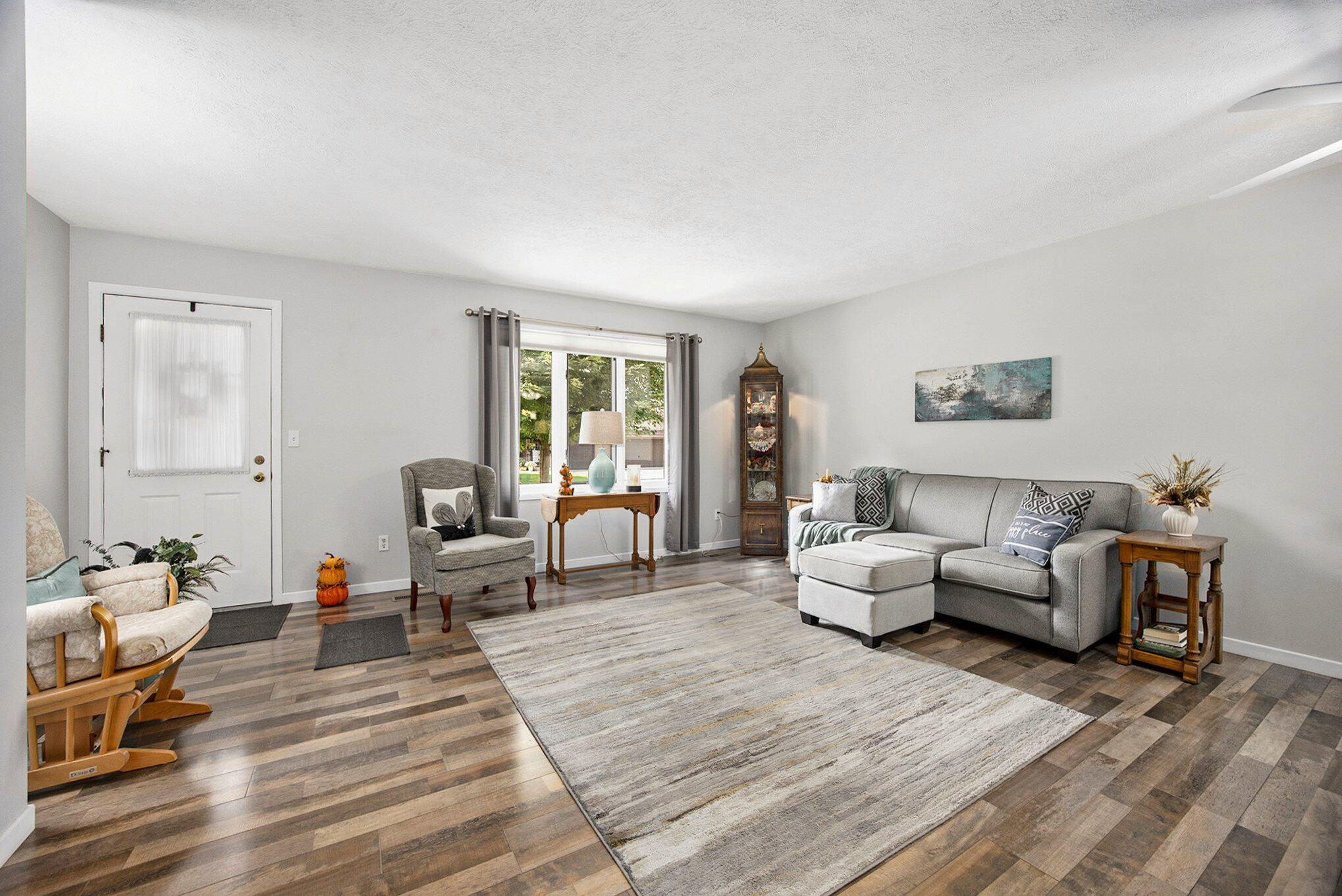 5136 Ridgeview Drive