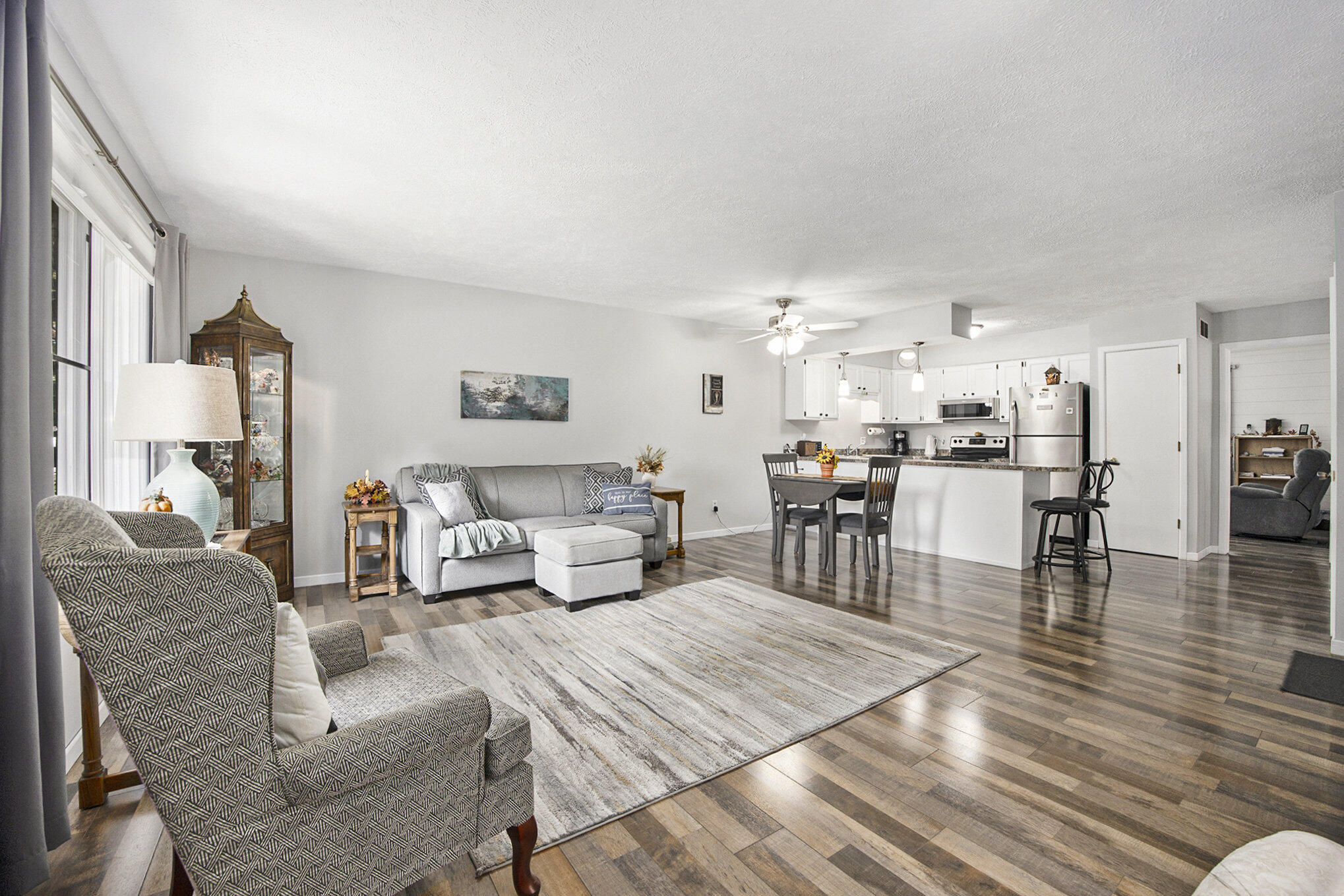 5136 Ridgeview Drive