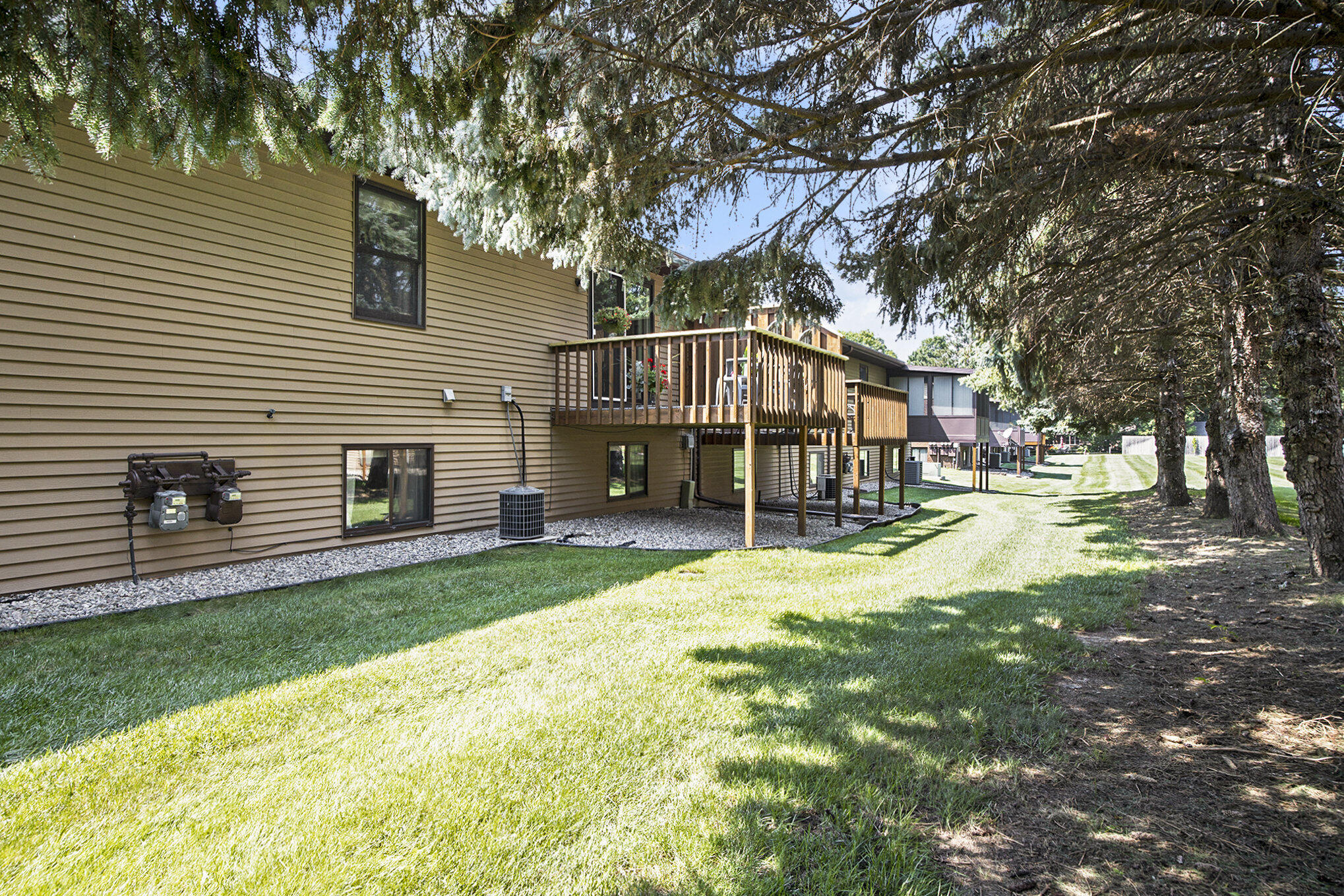 5136 Ridgeview Drive