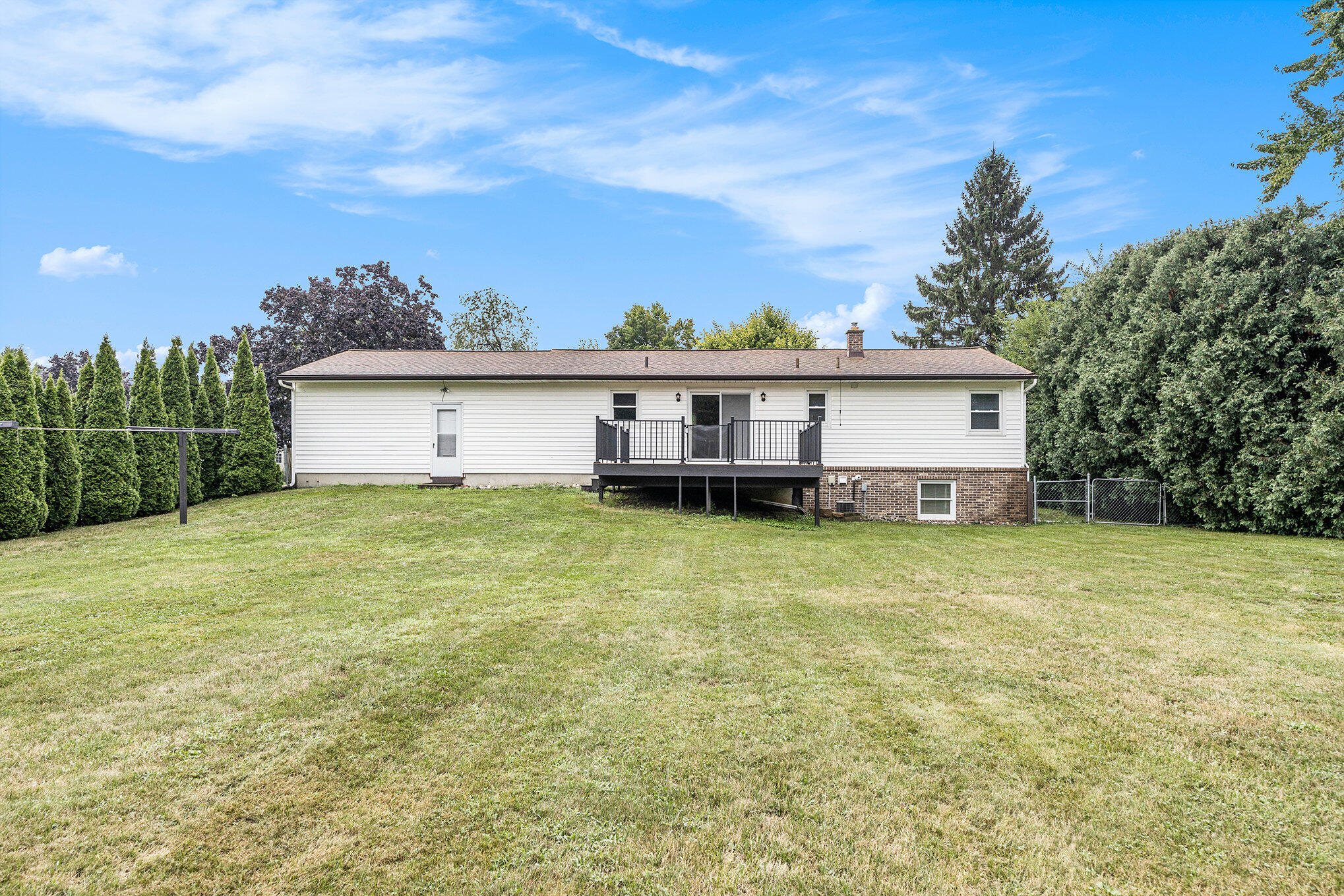 5621 Estate Road