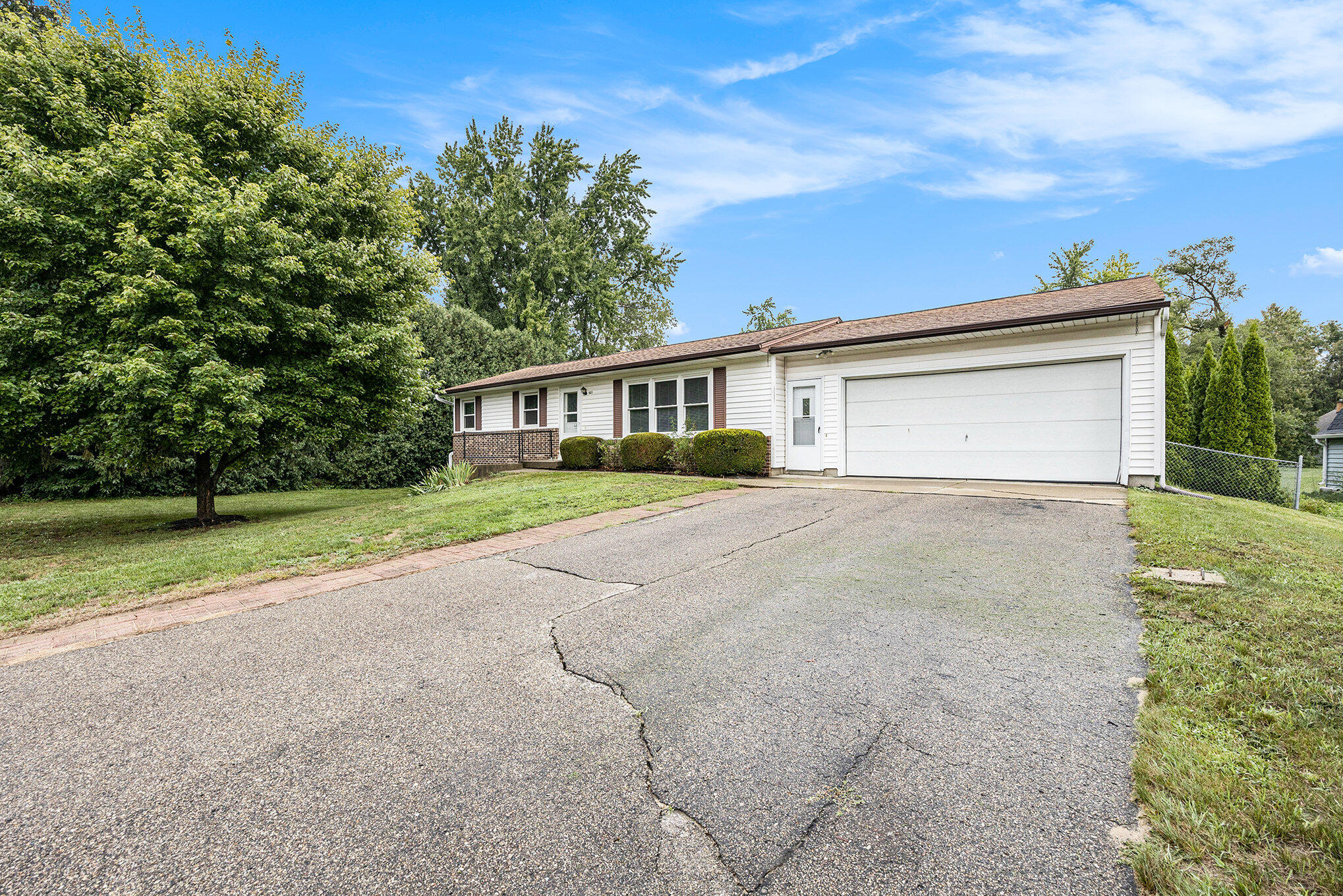 5621 Estate Road