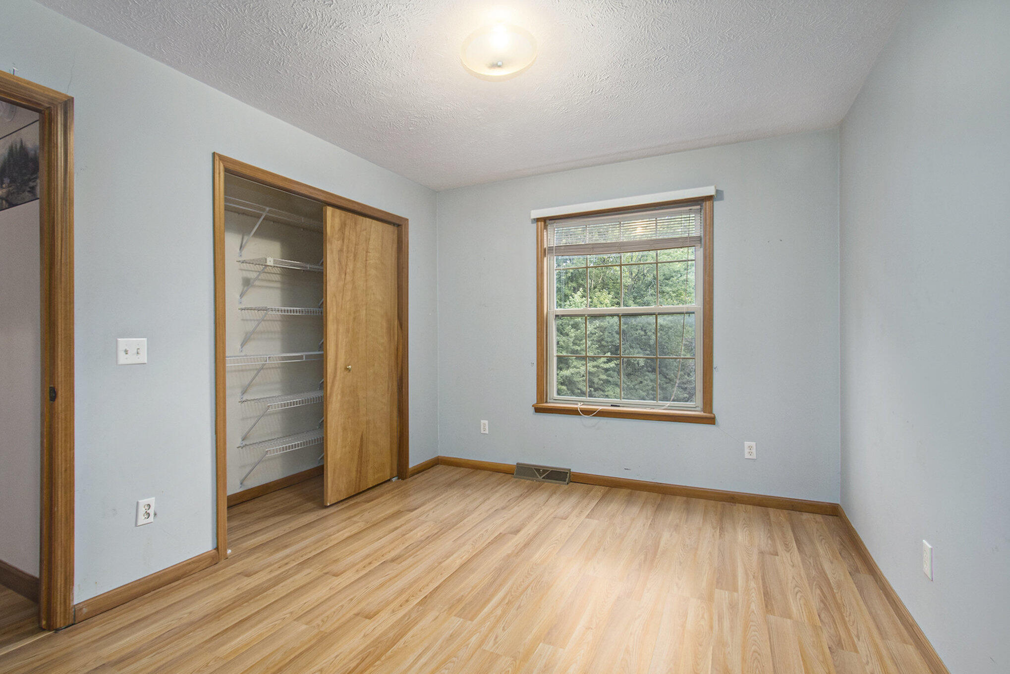 4128 Byron Road