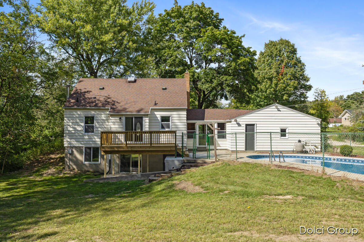 266 7 Mile Road NW