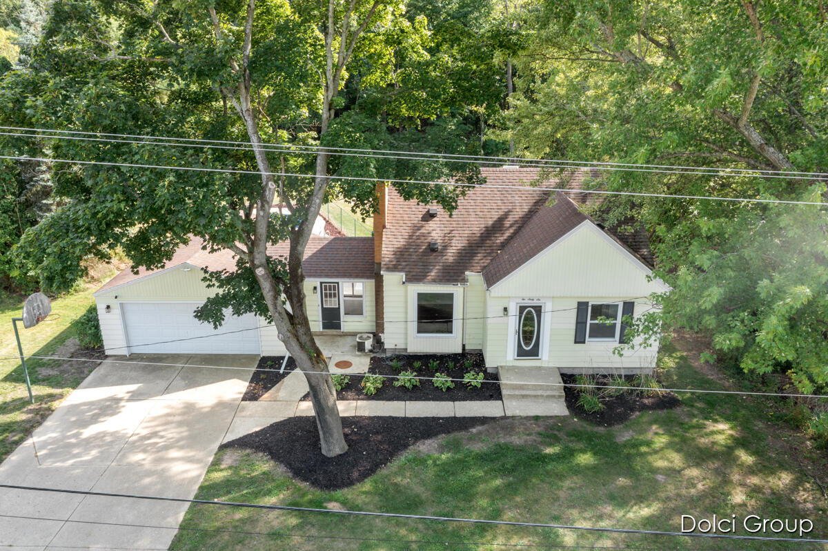 266 7 Mile Road NW