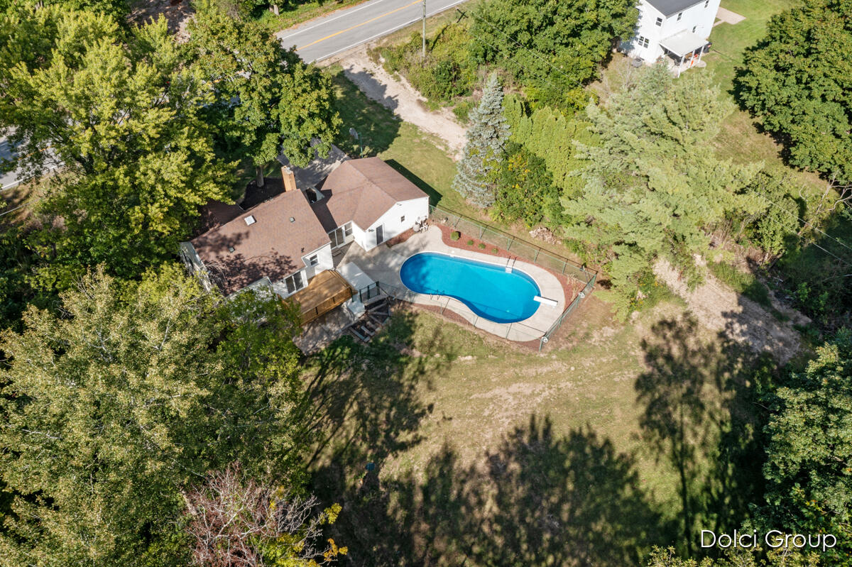 266 7 Mile Road NW