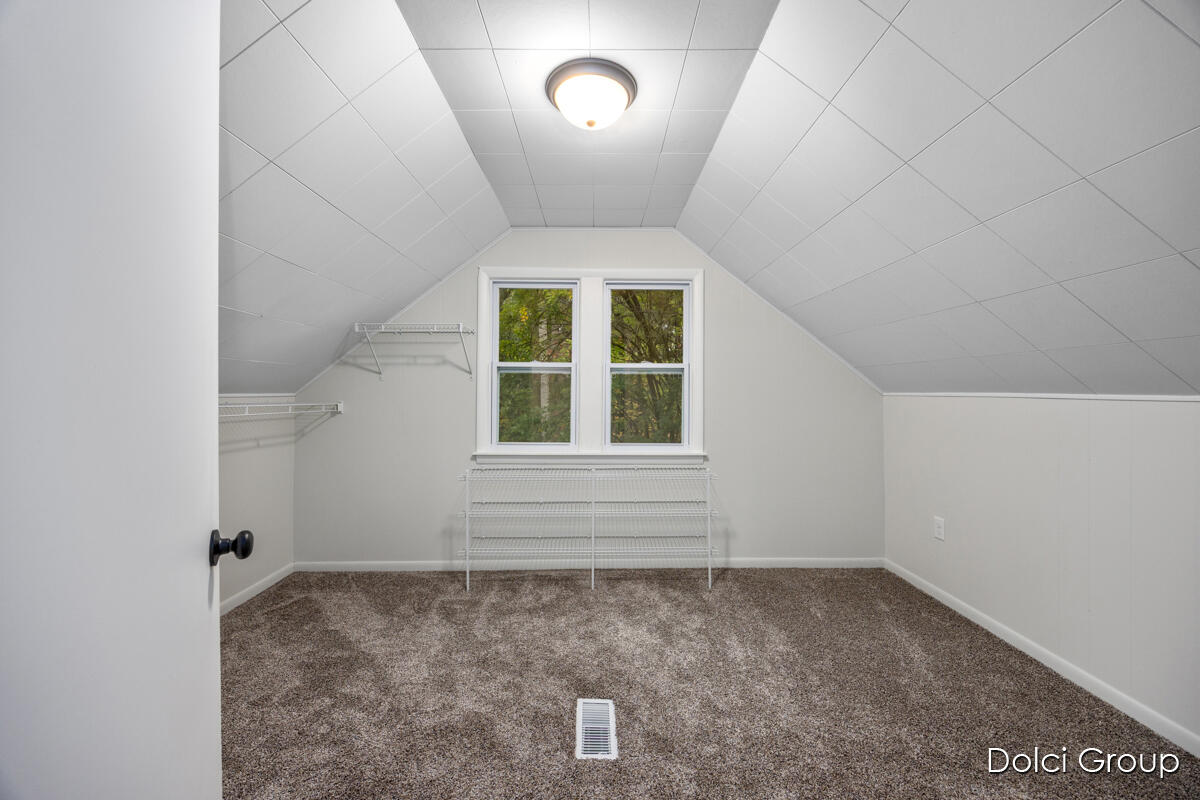 266 7 Mile Road NW