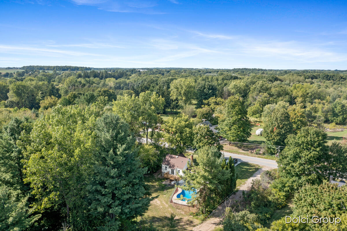 266 7 Mile Road NW