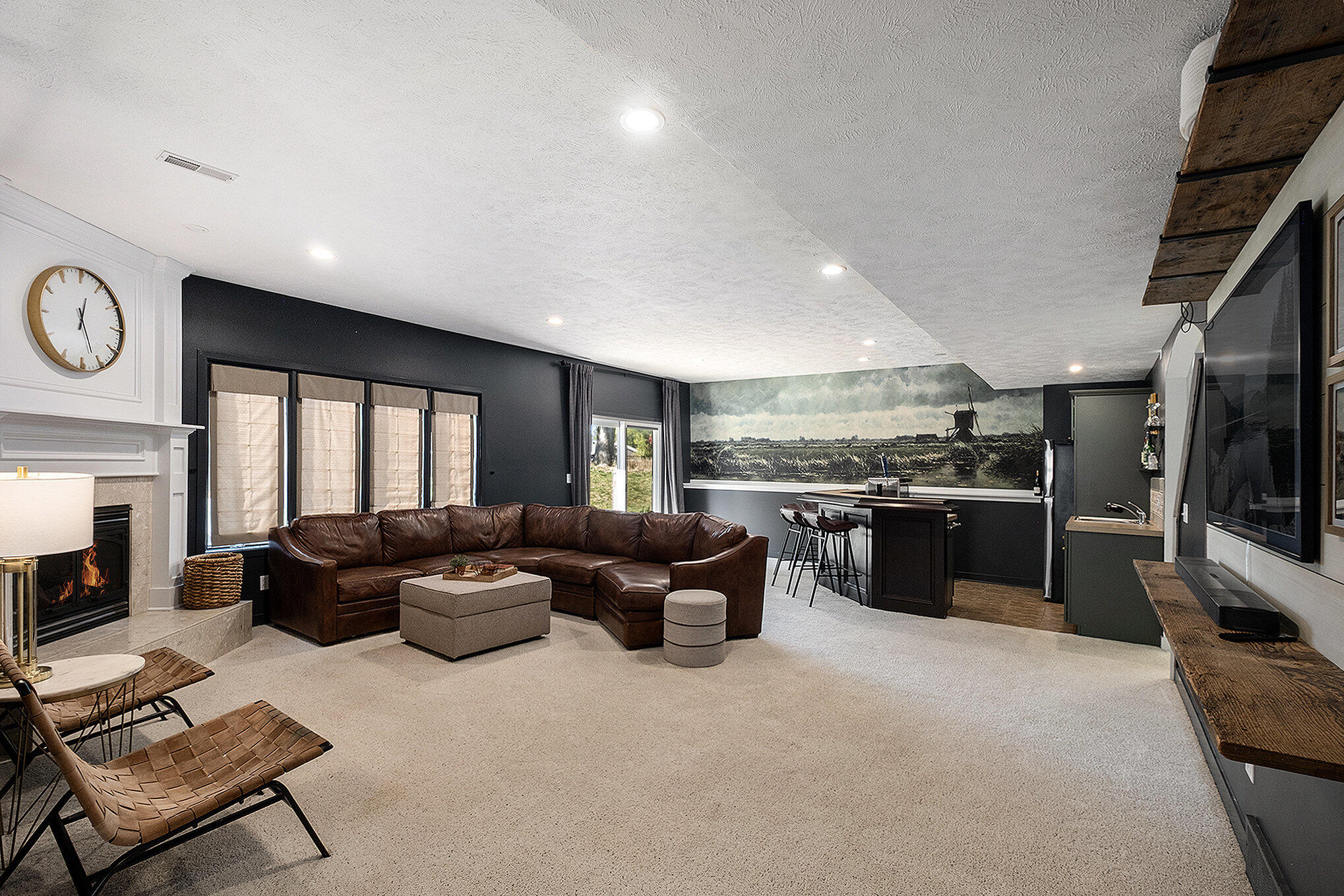 701 Kommer Court NW