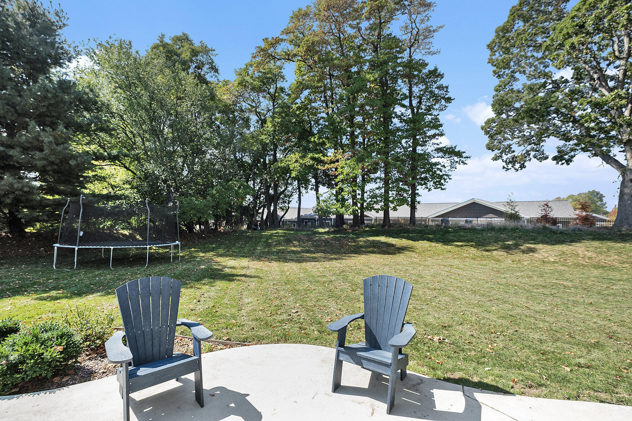 701 Kommer Court NW