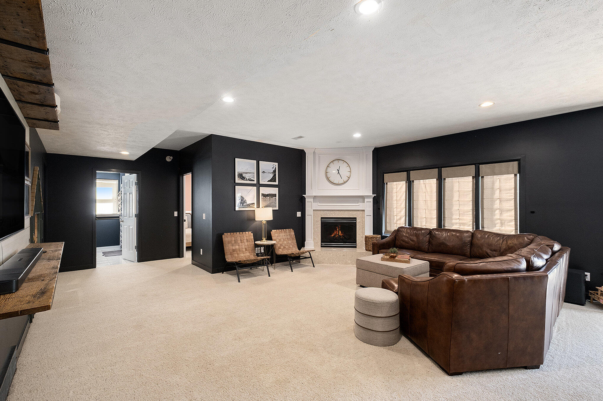 701 Kommer Court NW