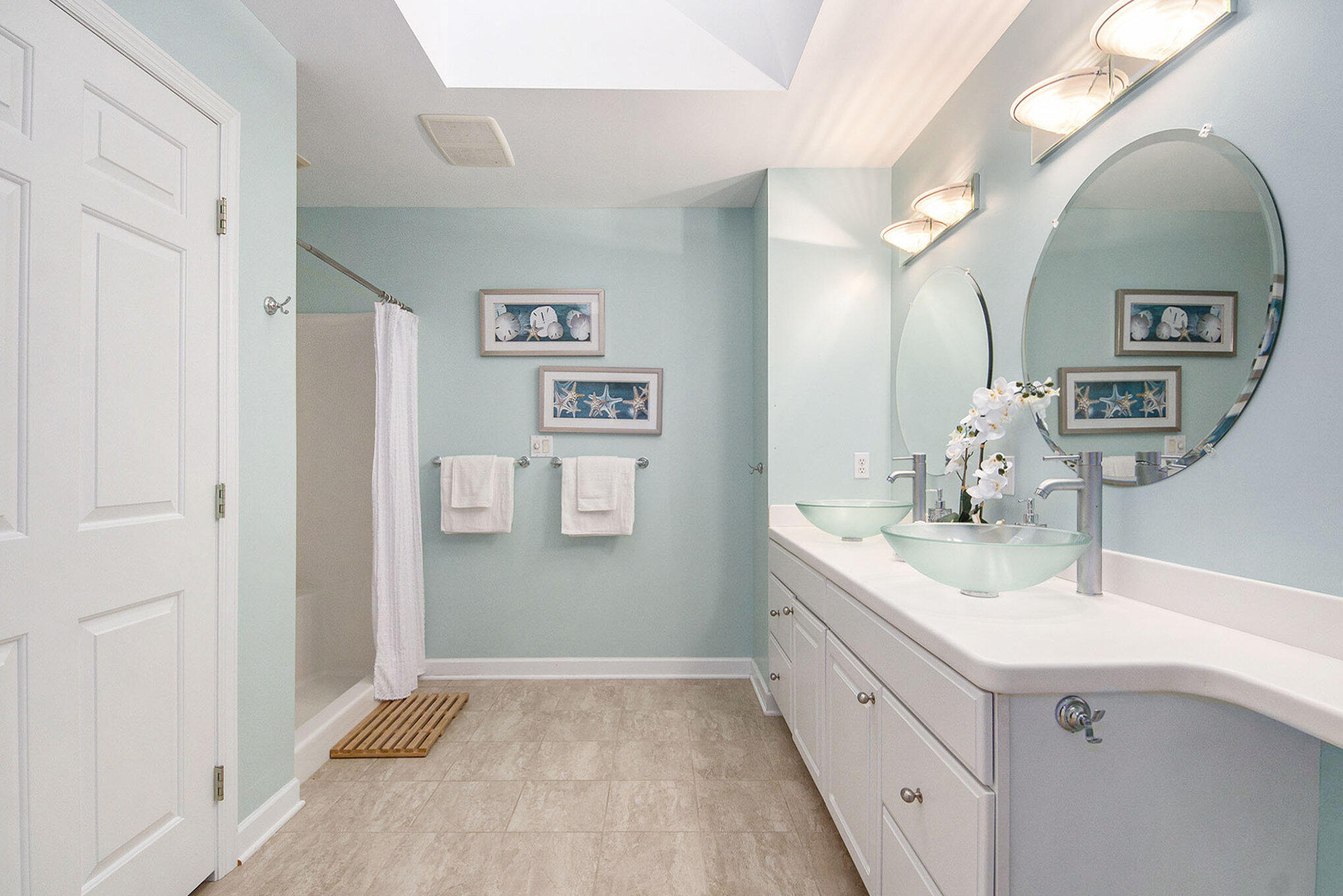 2594 Tall Timber Court SE