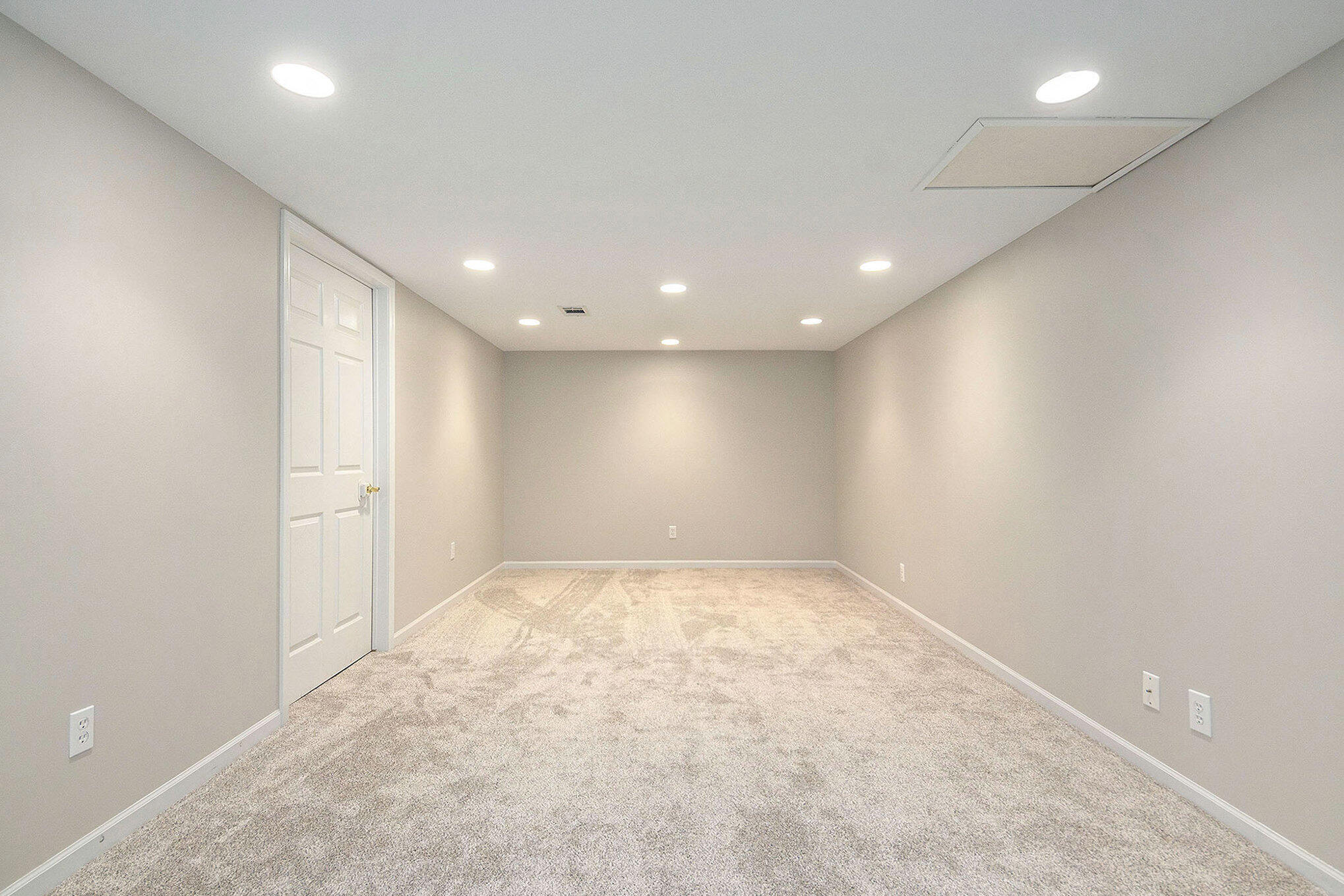 2594 Tall Timber Court SE