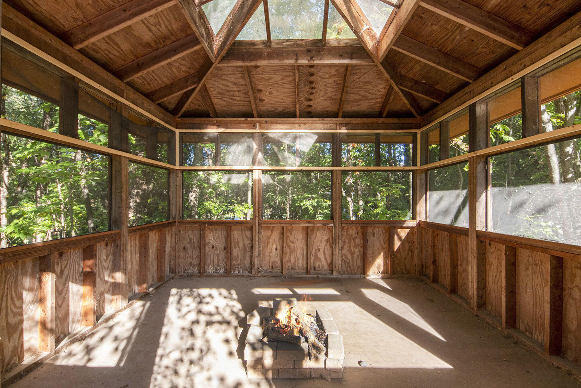 2594 Tall Timber Court SE