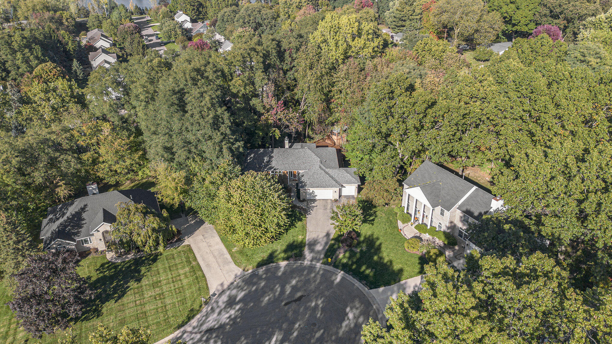 2594 Tall Timber Court SE