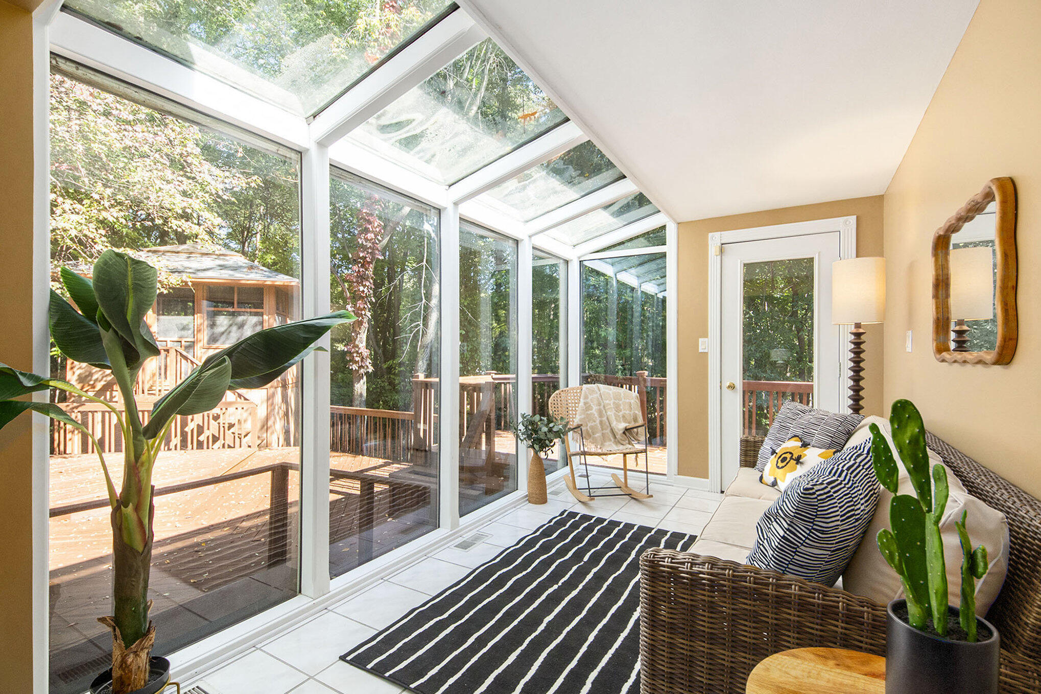 2594 Tall Timber Court SE