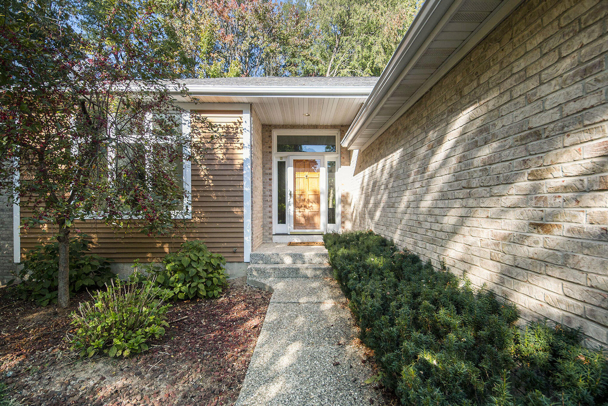 2594 Tall Timber Court SE