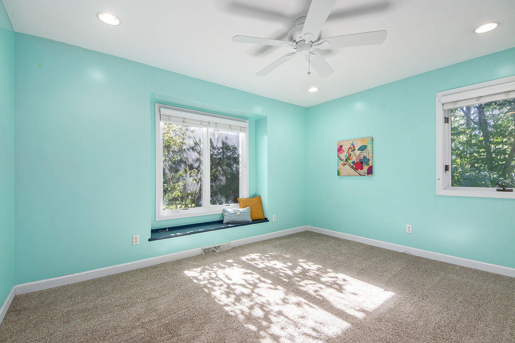 2594 Tall Timber Court SE