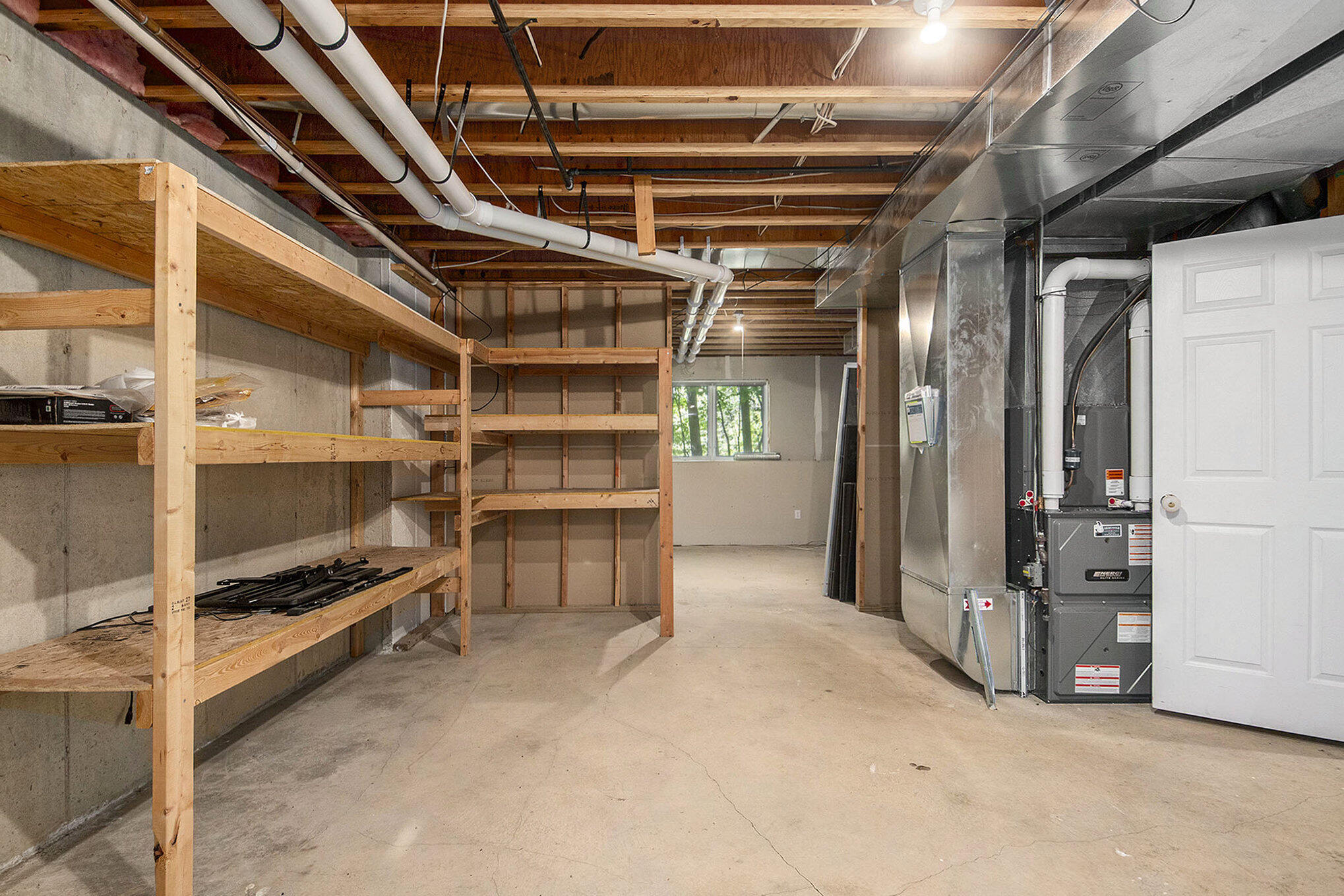 2594 Tall Timber Court SE