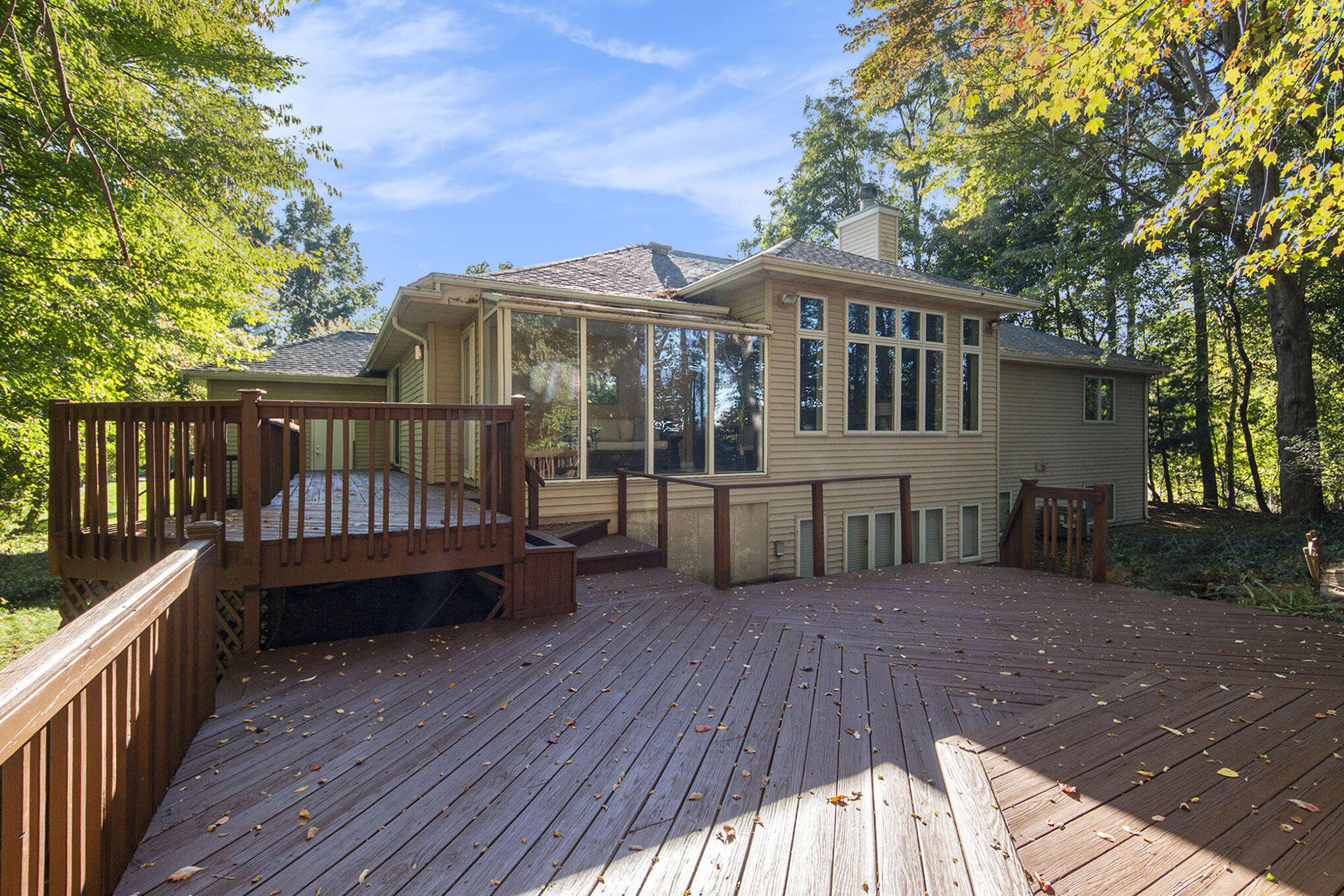 2594 Tall Timber Court SE