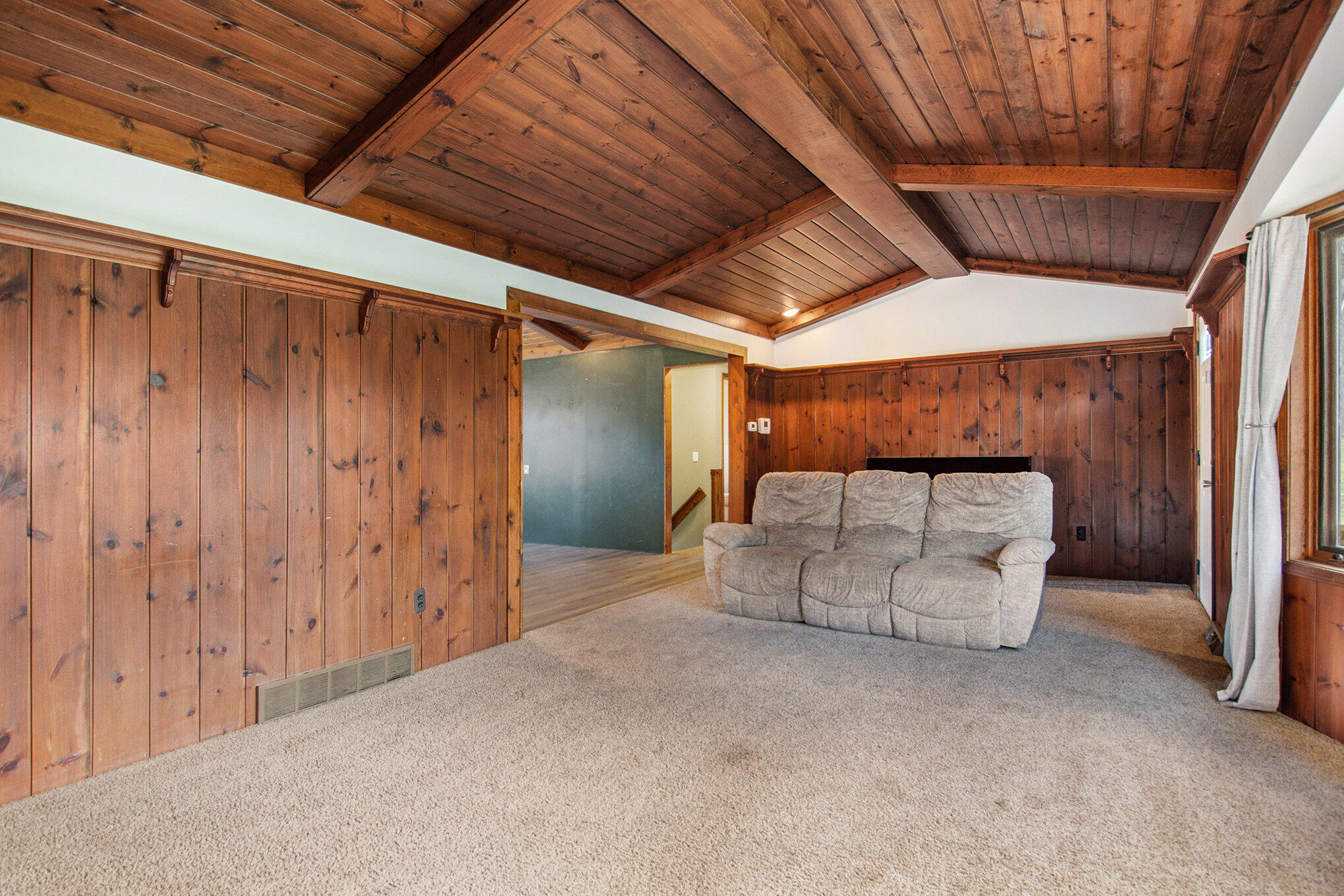 8482 Cottonwood Drive