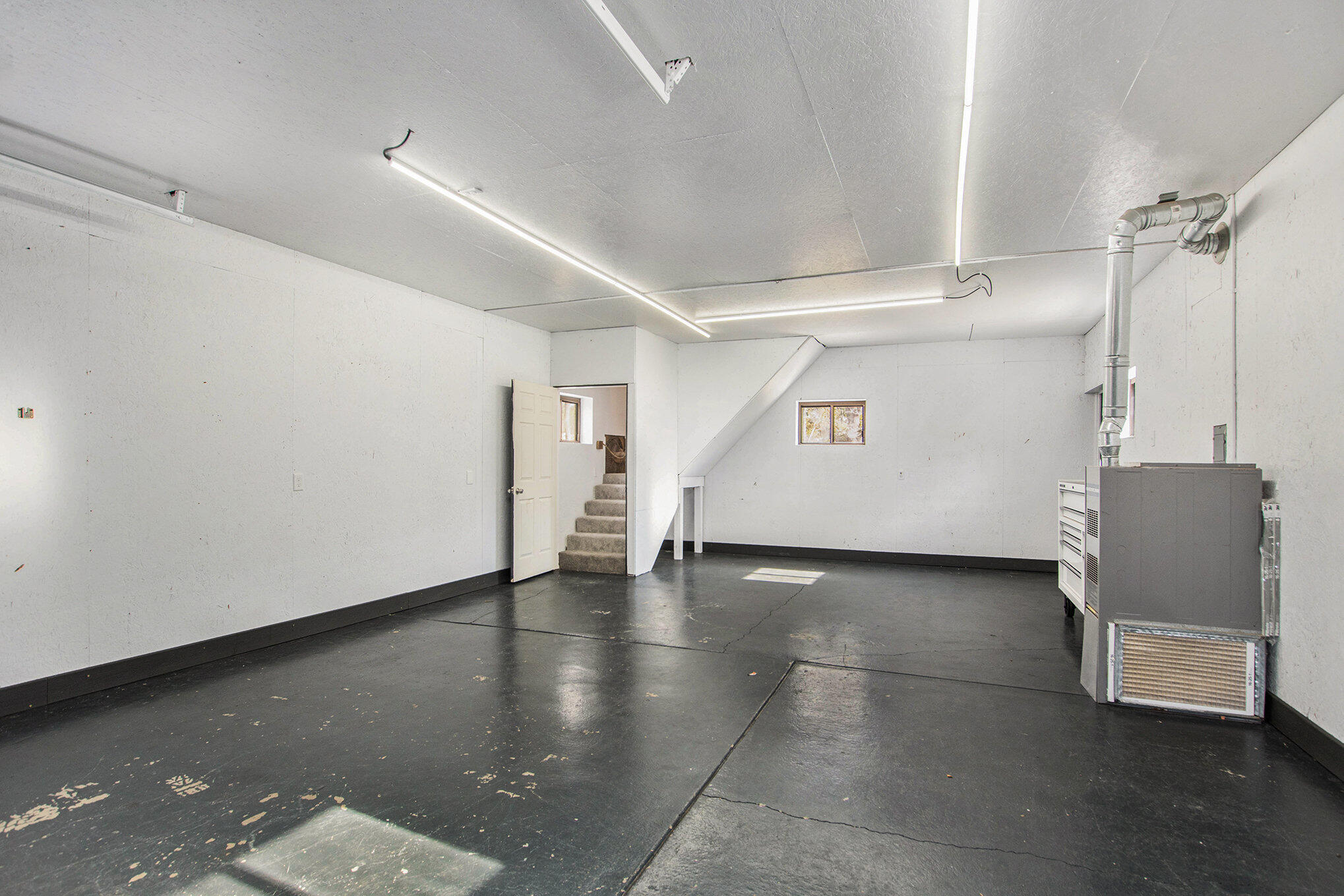 8482 Cottonwood Drive